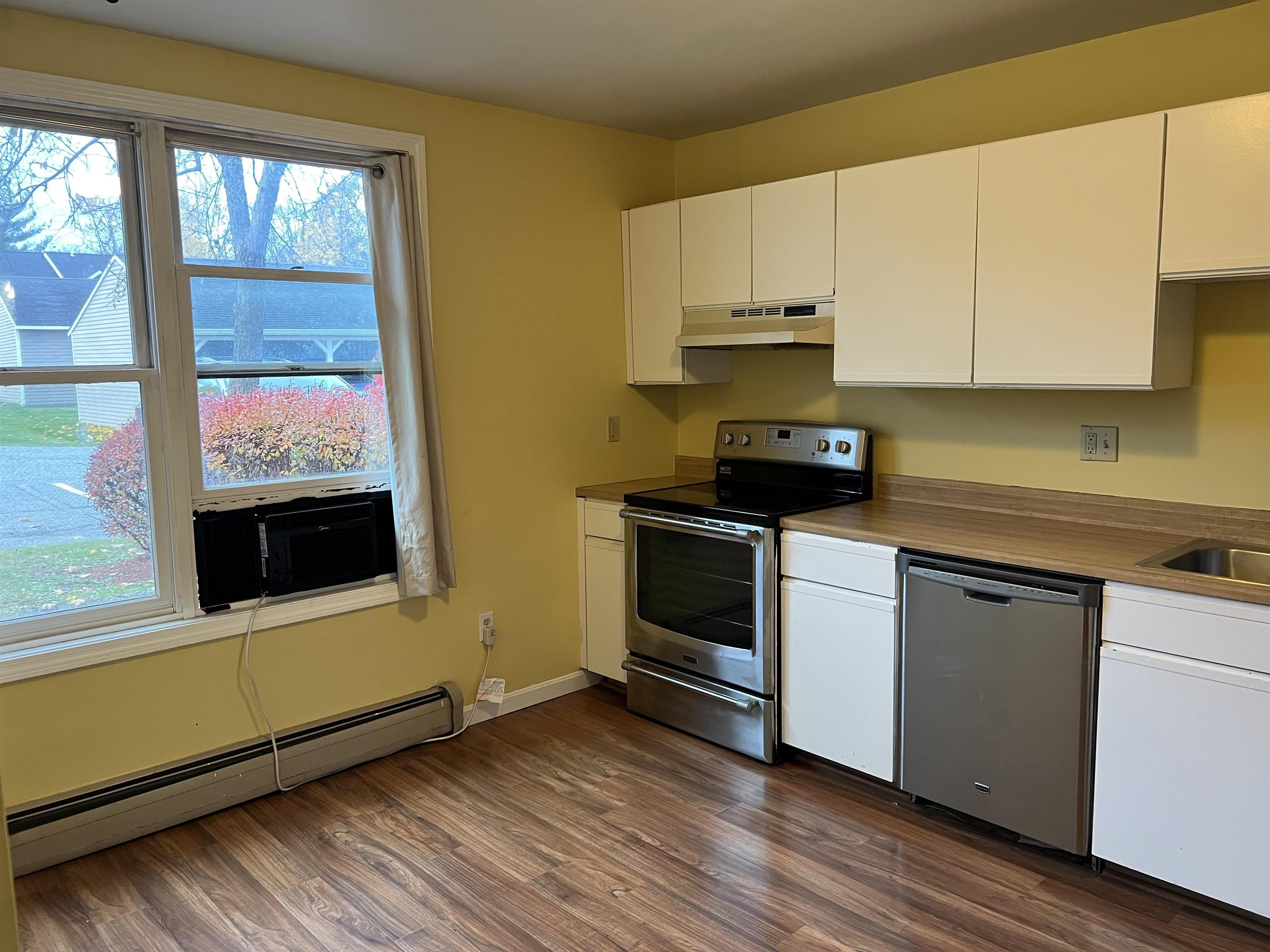 Homes for sale in South Burlington, VT | J3 Stonehedge Dr, South Burlington, VT 05403 | MLS# 5068389