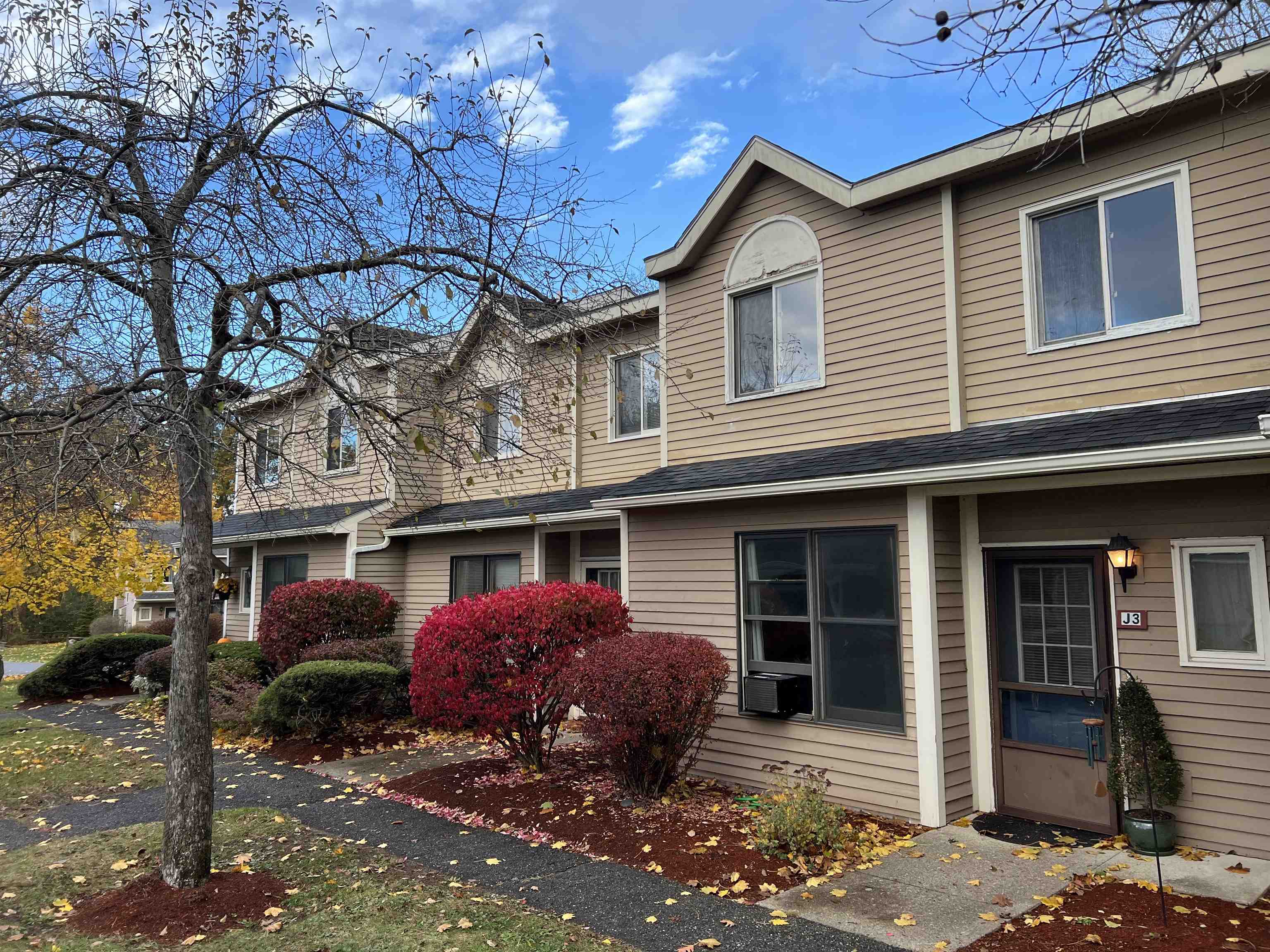 Homes for sale in South Burlington, VT | J3 Stonehedge Dr, South Burlington, VT 05403 | MLS# 5068389