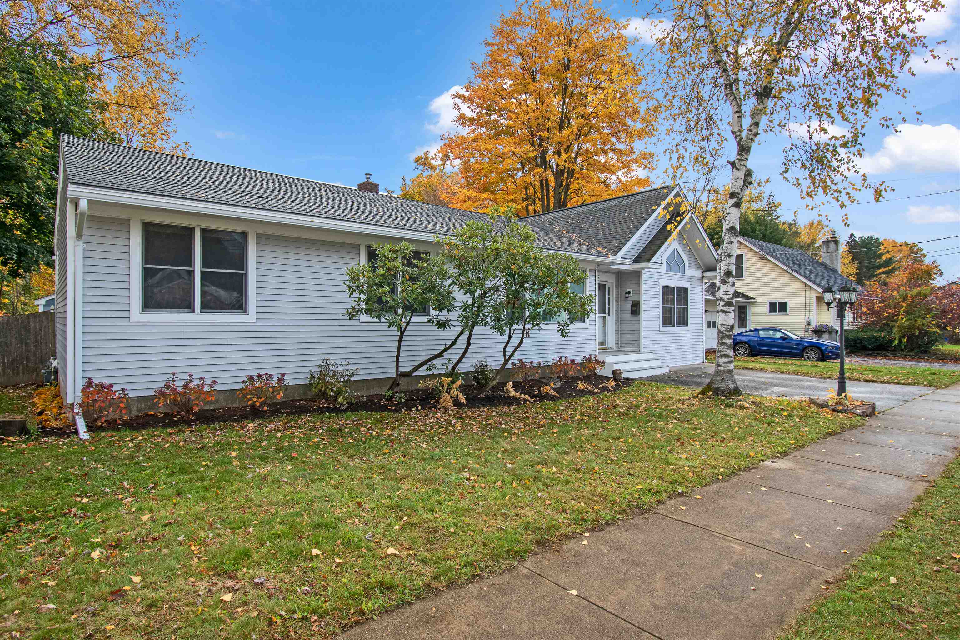 Homes for sale in South Burlington, VT | 17 Barrett St, South Burlington, VT 05403 | MLS# 5068438