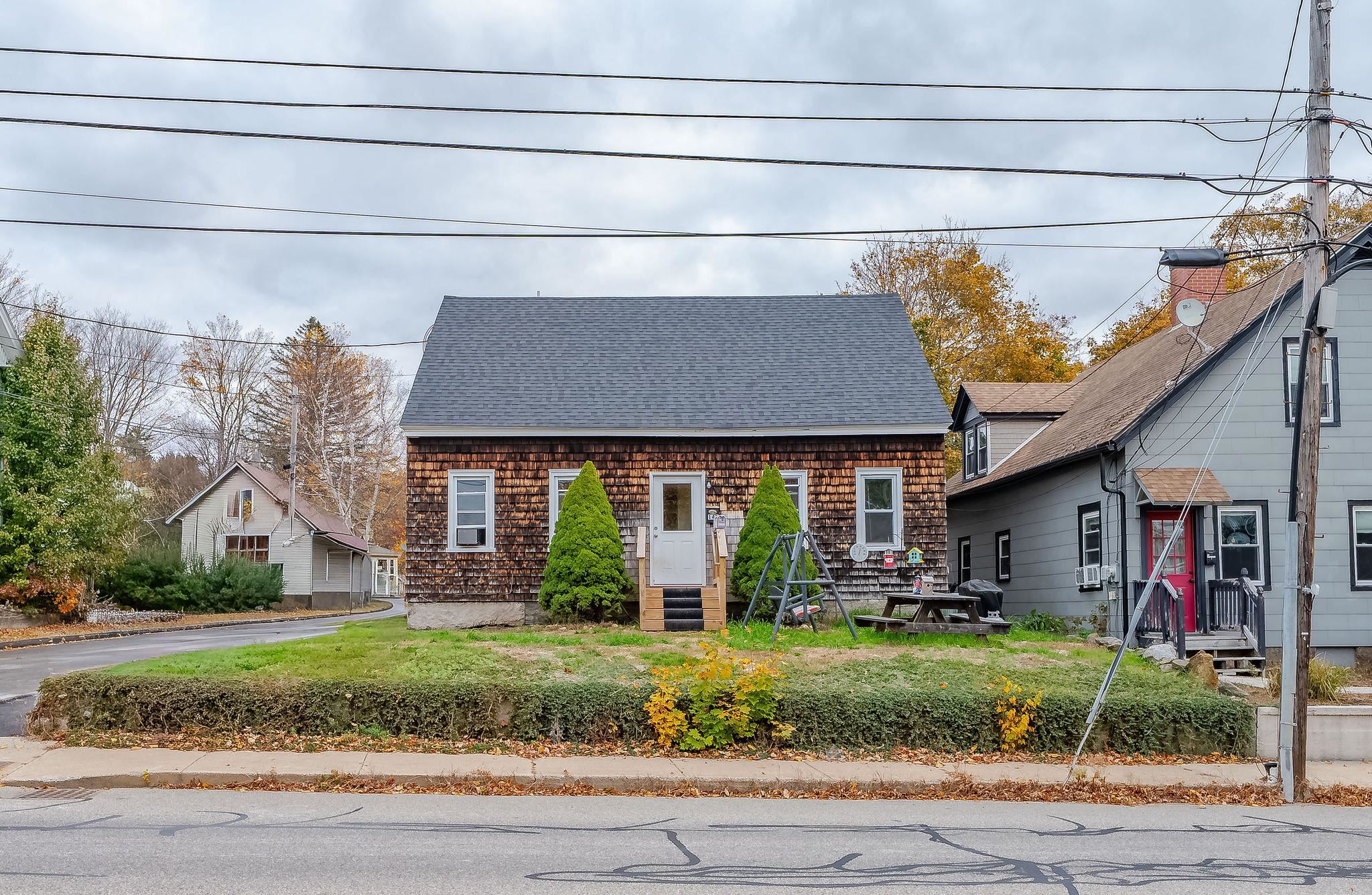 Homes for sale in Sanford, ME | 14 Pleasant St, Sanford, ME 04083 | MLS# 5068615