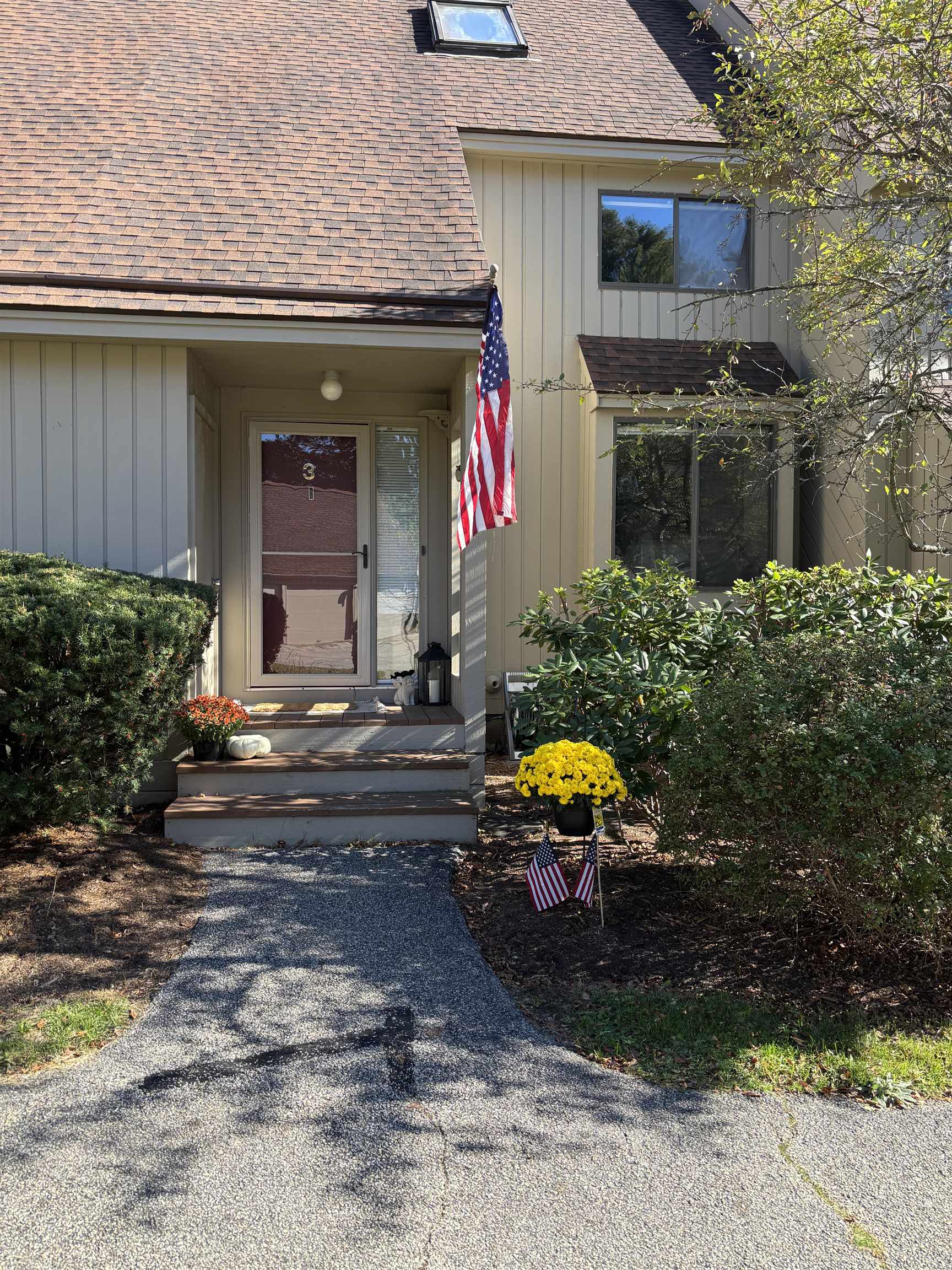 Homes for sale in Bedford, NH | 3 Churchill Ct, Bedford, NH 03110 | MLS# 5068619