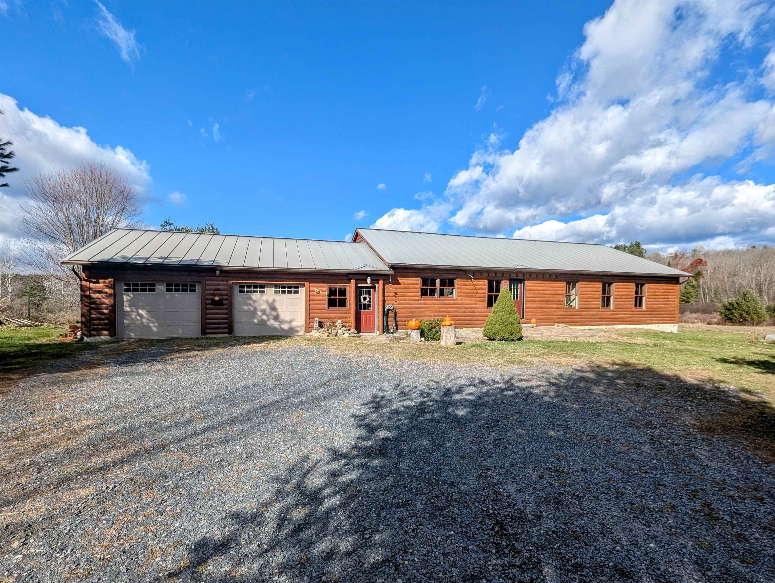 Log Home Ranch Style 24387136