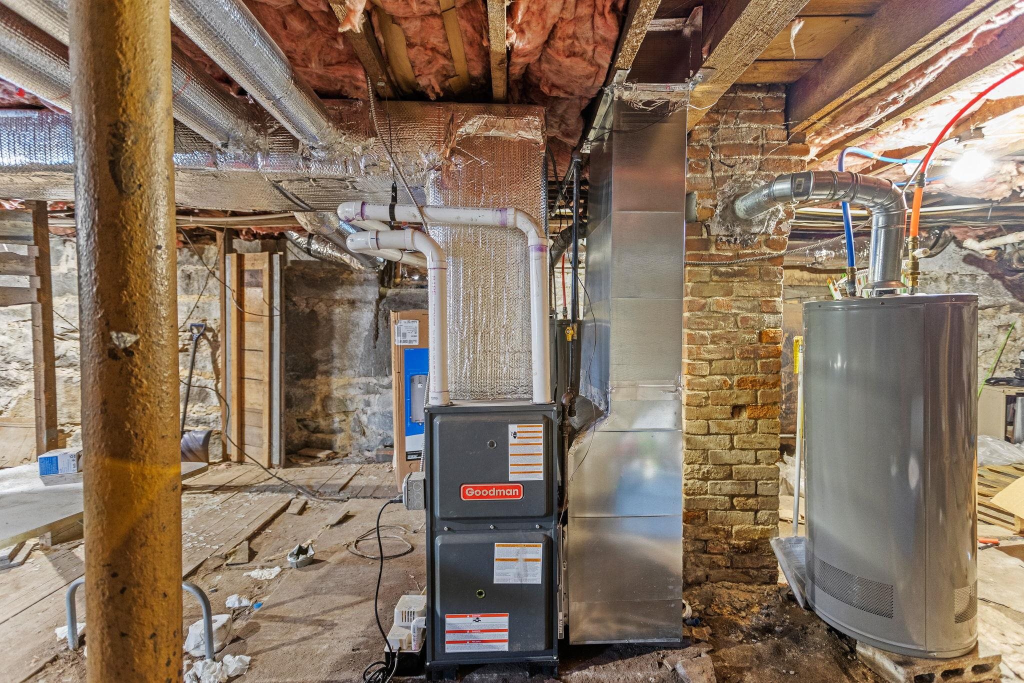 Homes for sale in Manchester, NH | 278 Auburn St, Manchester, NH 03103 | MLS# 5068666