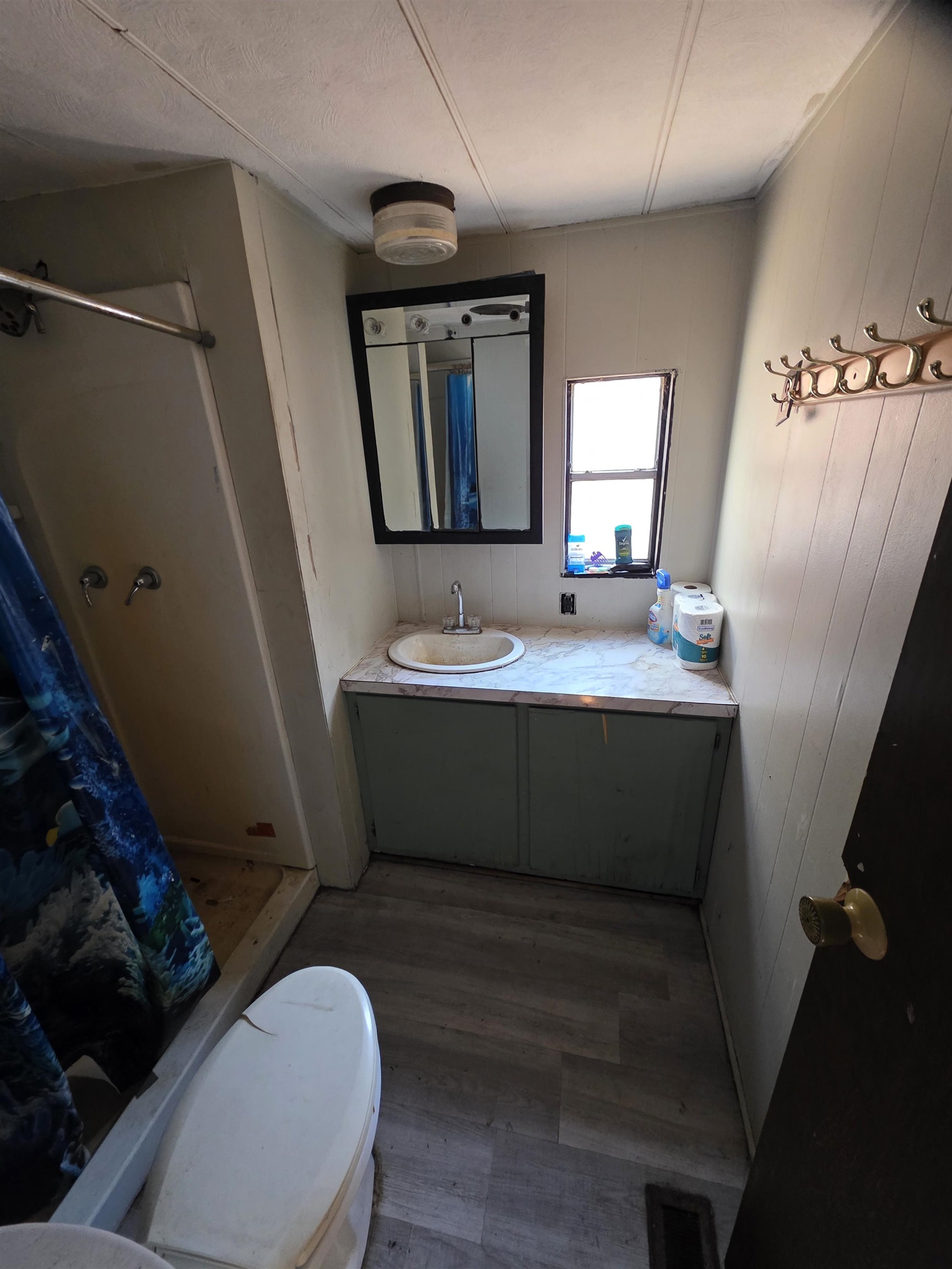 78 Berry Ln, Tamworth, NH 03886