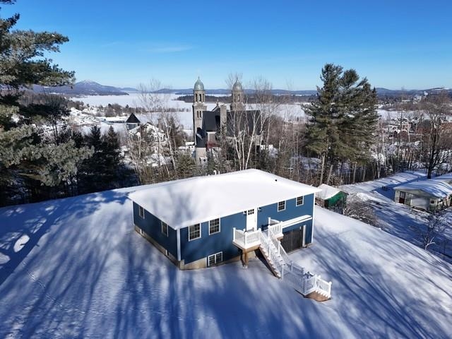 Homes for sale in Newport City, VT | 122 Raymond Ave, Newport City, VT 05855 | MLS# 5068743