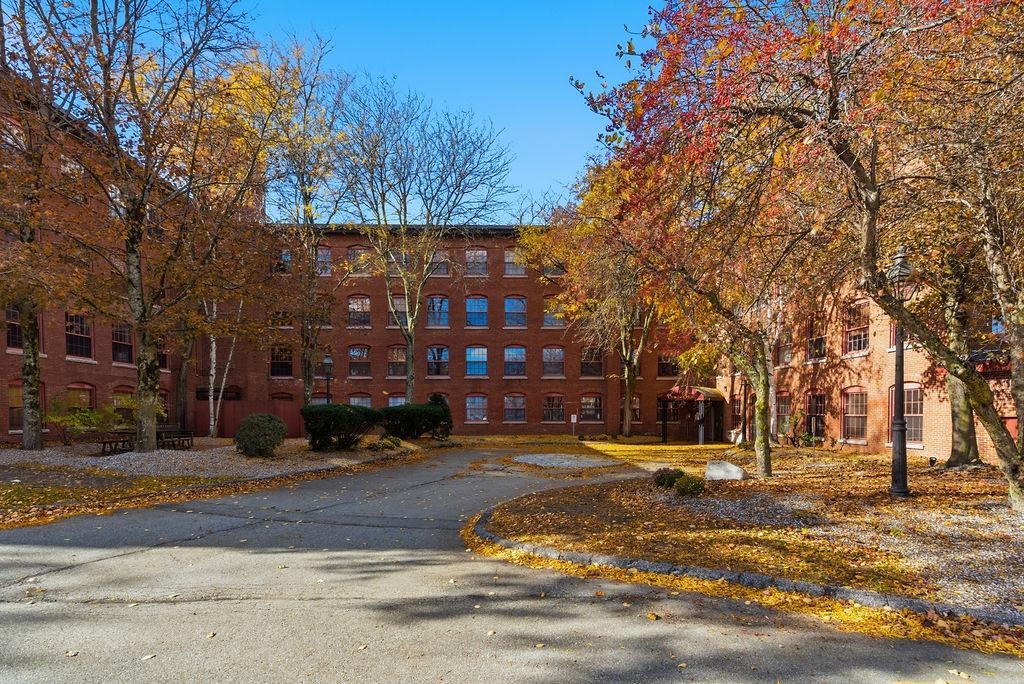 Homes for sale in Manchester, NH | 335 Cypress St #2P, Manchester, NH 03103 | MLS# 5068746