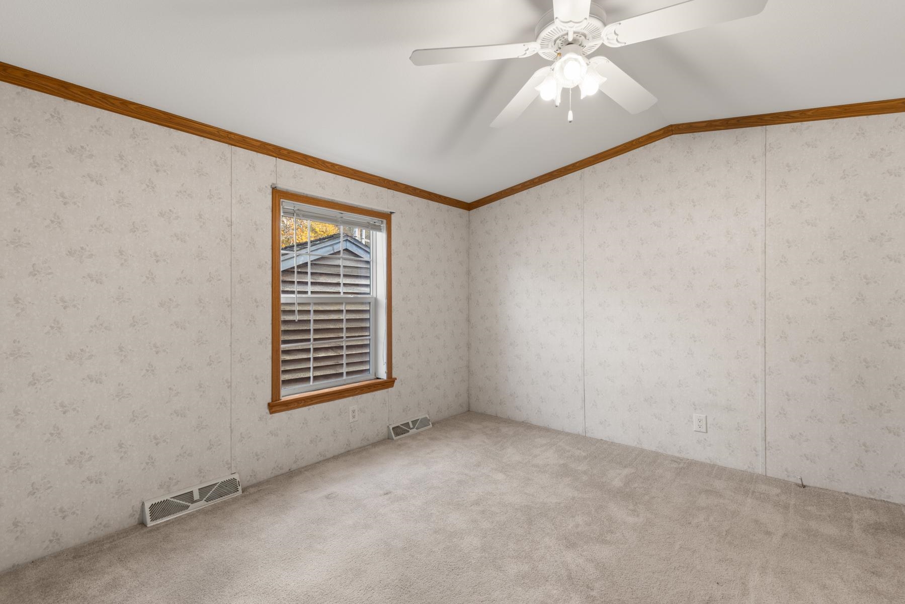 Homes for sale in Newmarket, NH | 23 Columbia Dr, Newmarket, NH 03857 | MLS# 5068907