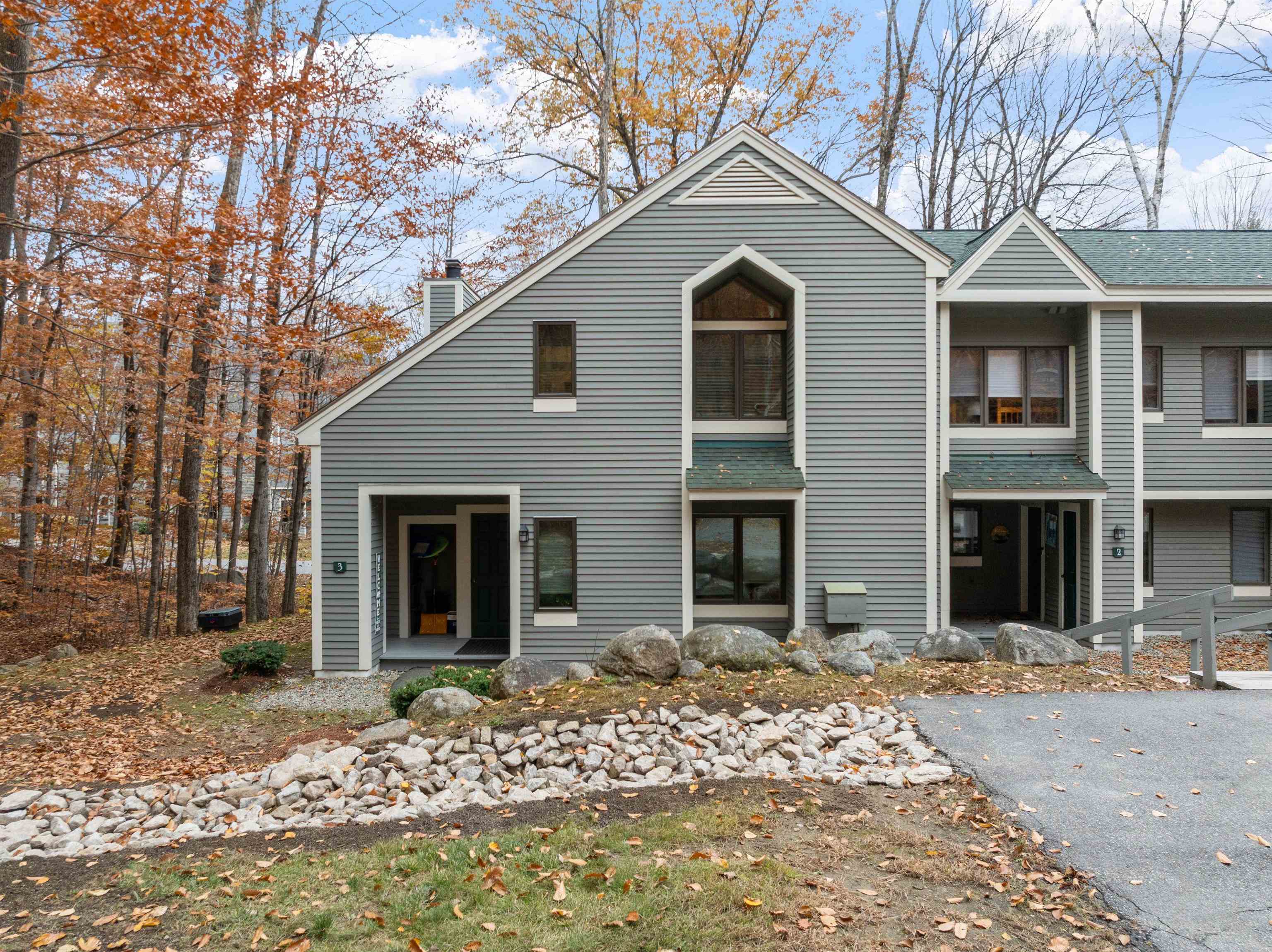140 Forest Ridge Dr, Lincoln, NH 03251