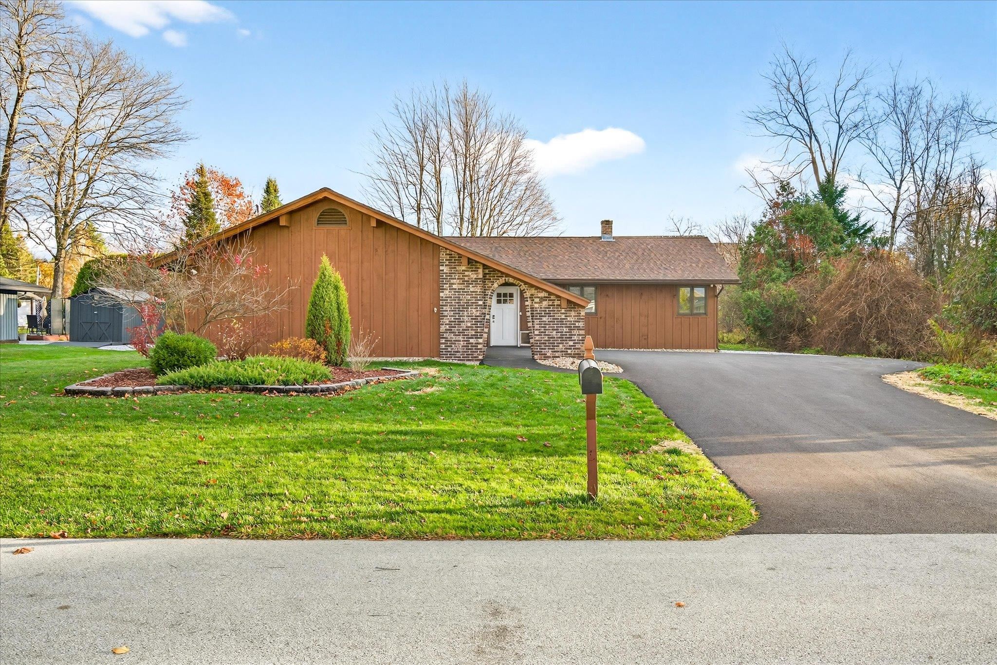 RUTLAND CITY VT Home for sale $$369,000 | $284 per sq.ft.