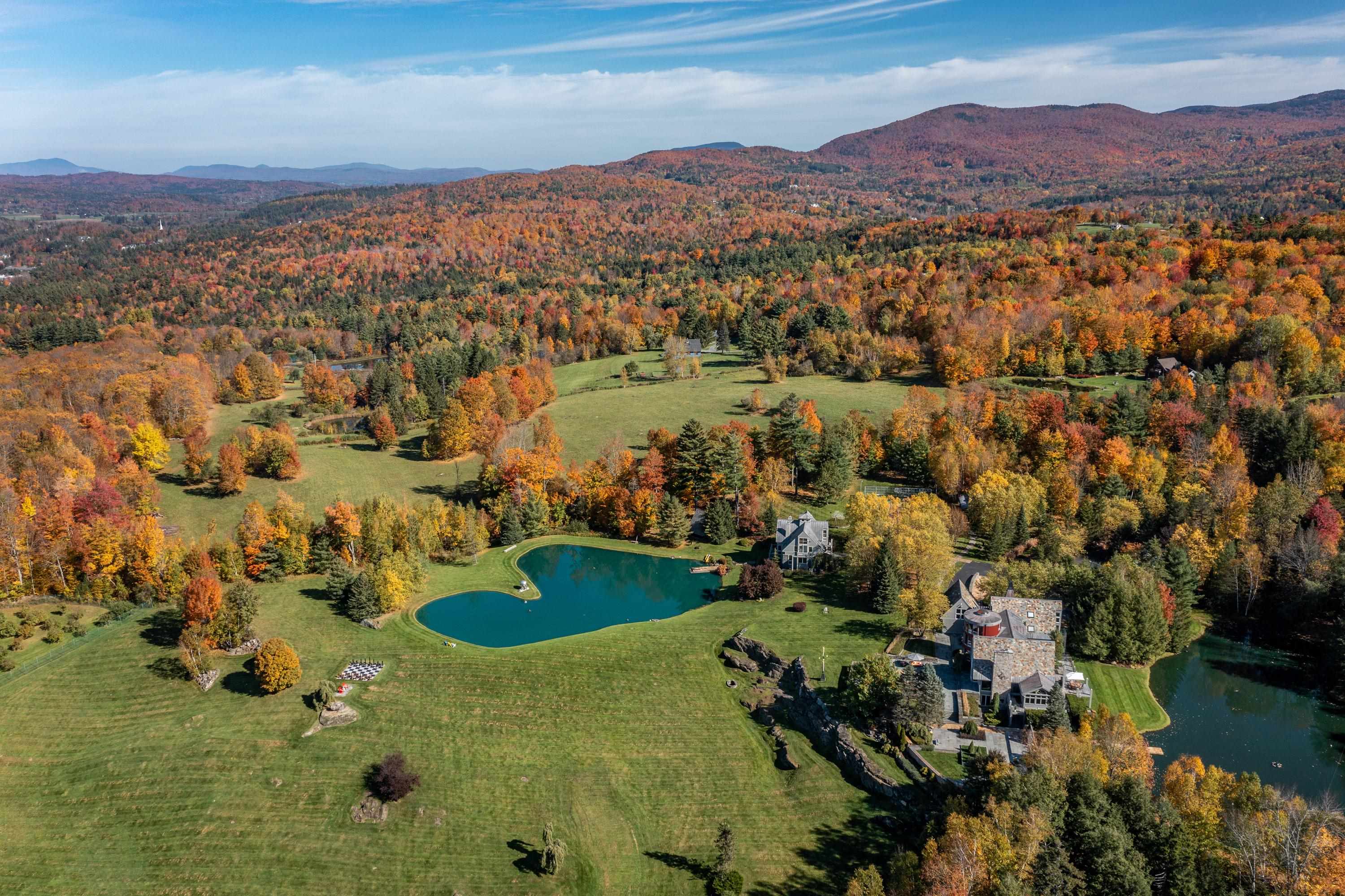 Homes for sale in Stowe, VT | 230 Belle Vw, Stowe, VT 05672 | MLS# 5068985