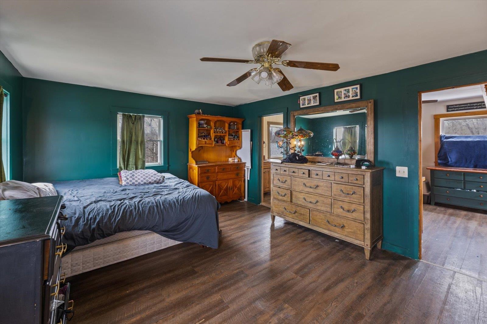 primary bedroom main house 24436668