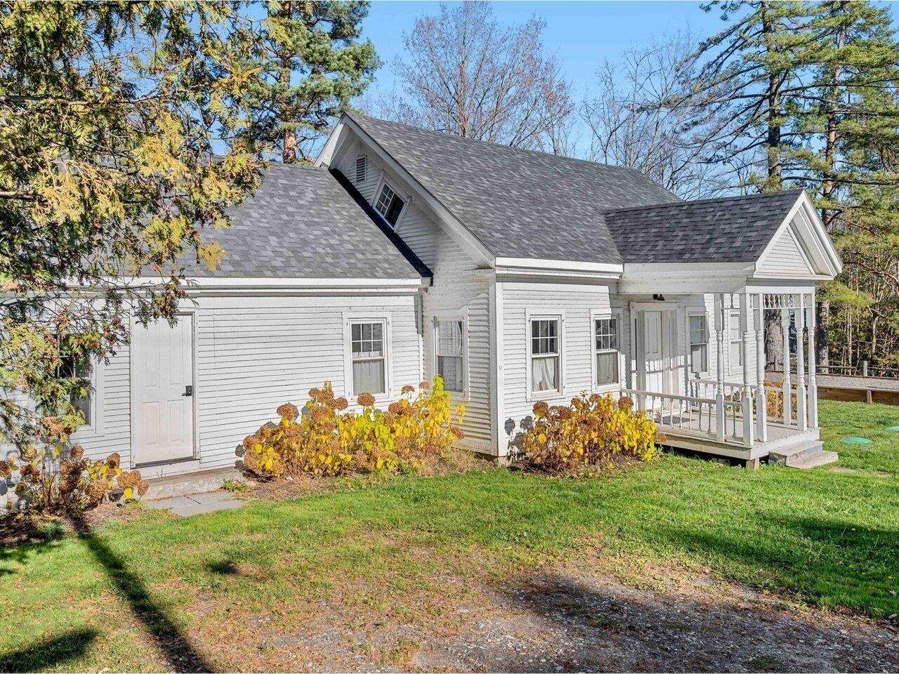 Homes for sale in Greensboro, VT | 38 Beach Rd, Greensboro, VT 05841 | MLS# 5069071