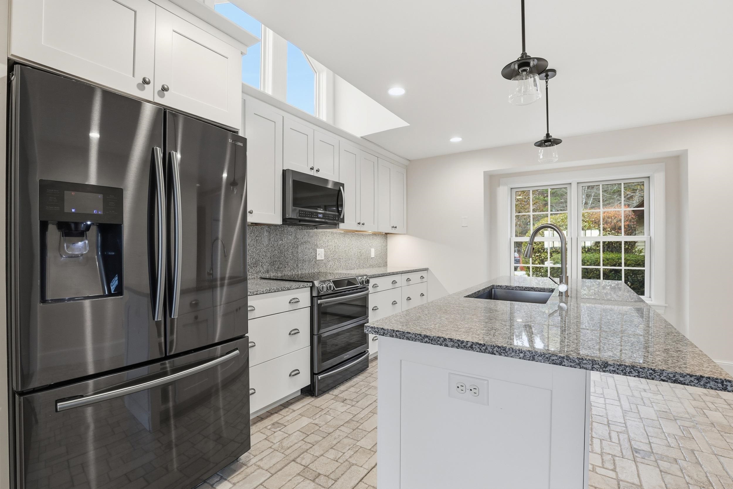 Homes for sale in New London, NH | 10 Highland Ridge Rd, New London, NH 03257 | MLS# 5069181