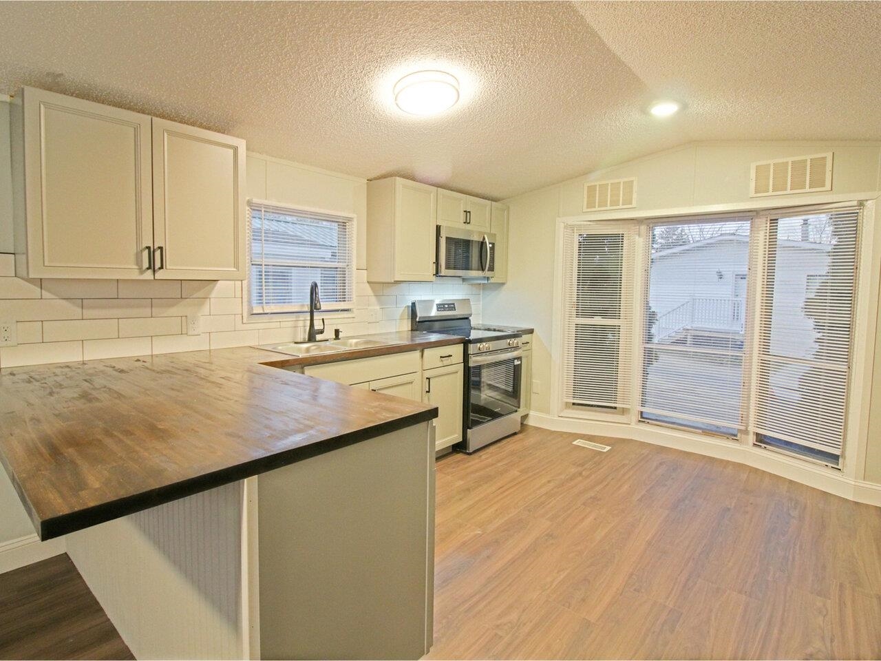 Homes for sale in Burlington, VT | 20 Avenue C, Burlington, VT 05408 | MLS# 5069250