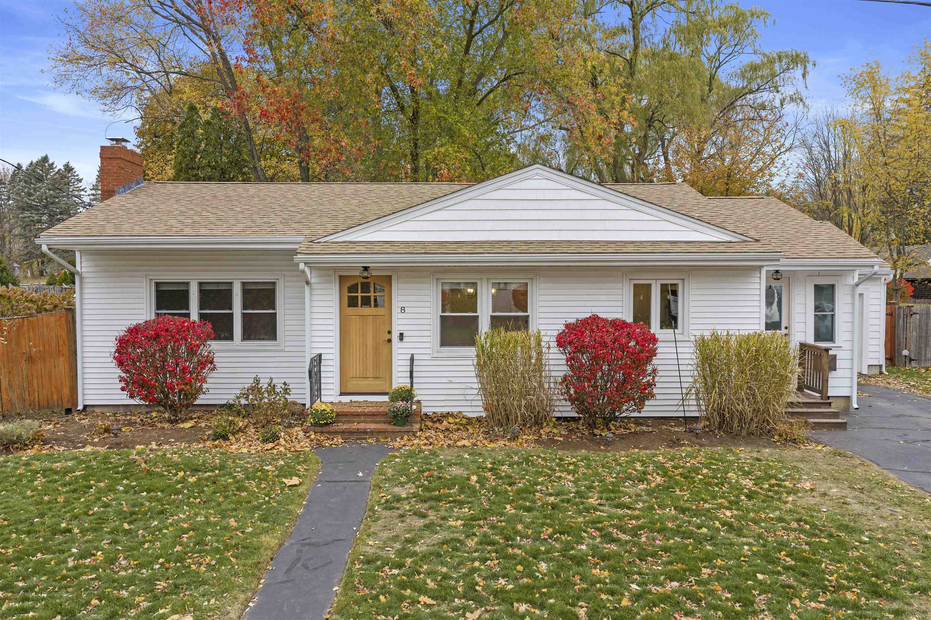 MLS 5069264: 8 Bonnie Drive, Exeter NH