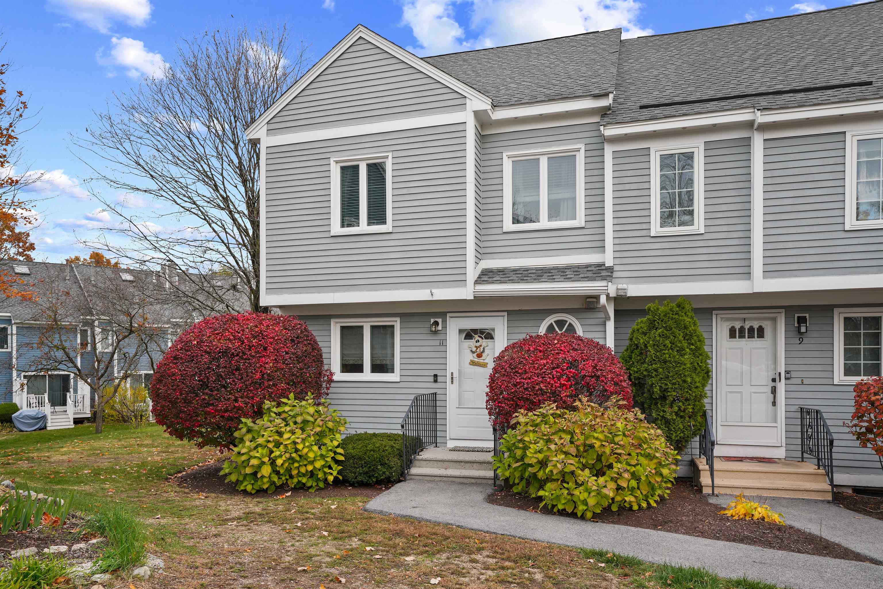 MLS 5069323: 11 Merrimack Drive, Merrimack NH