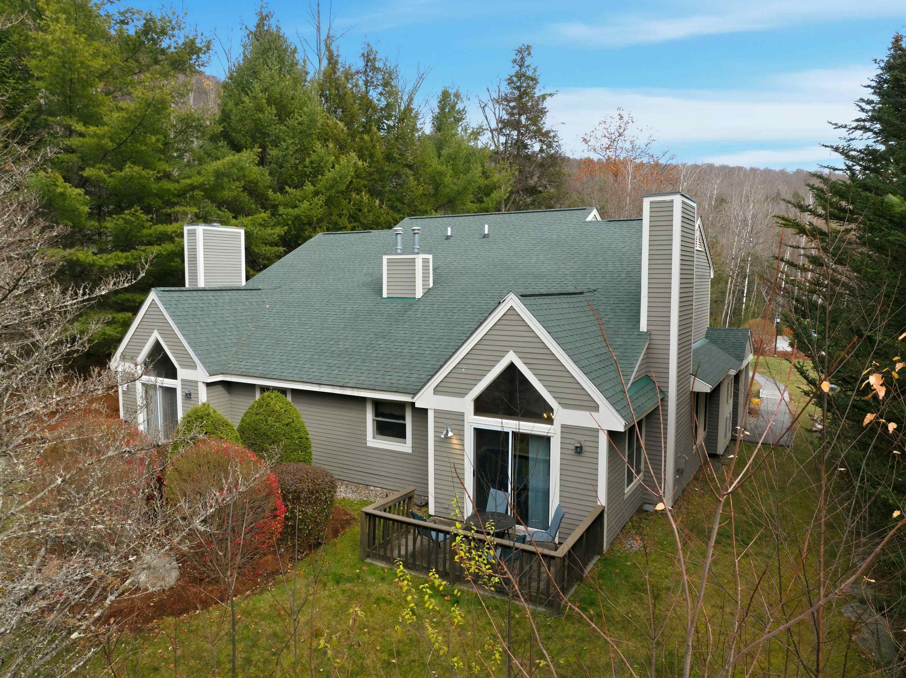 Homes for sale in Lincoln, NH | 13 Woodsview Ln #2, Lincoln, NH 03251 | MLS# 5069403