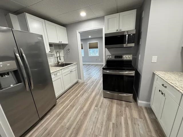 Homes for sale in Goffstown, NH | 152 South Mast St, Goffstown, NH 03045 | MLS# 5069409