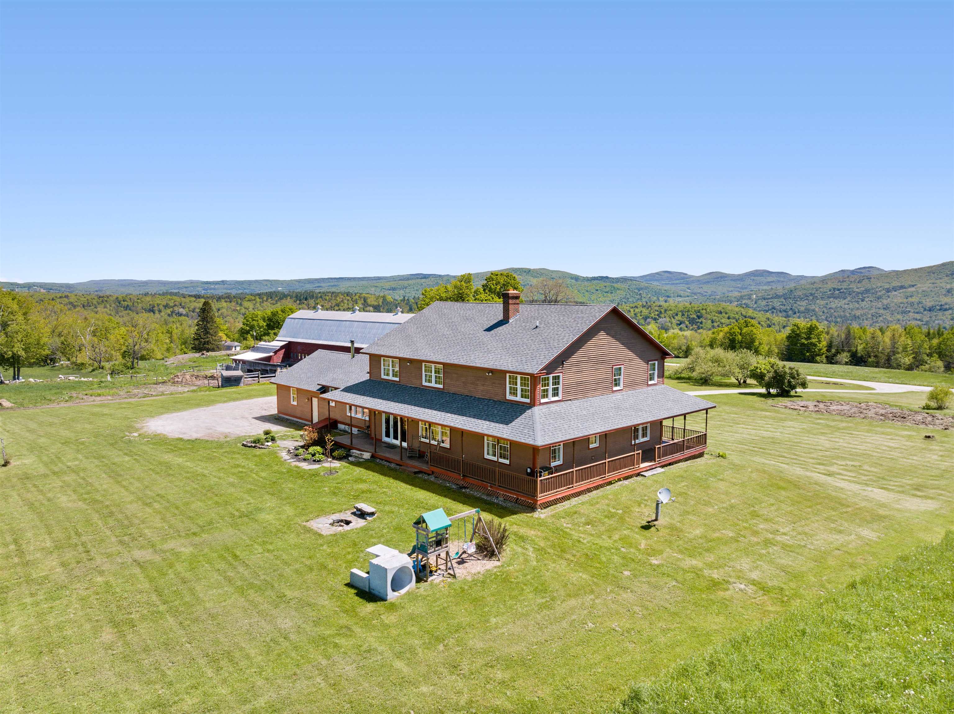 Homes for sale in Marshfield, VT | 338 Johnson Rd, Marshfield, VT 05658 | MLS# 5069413
