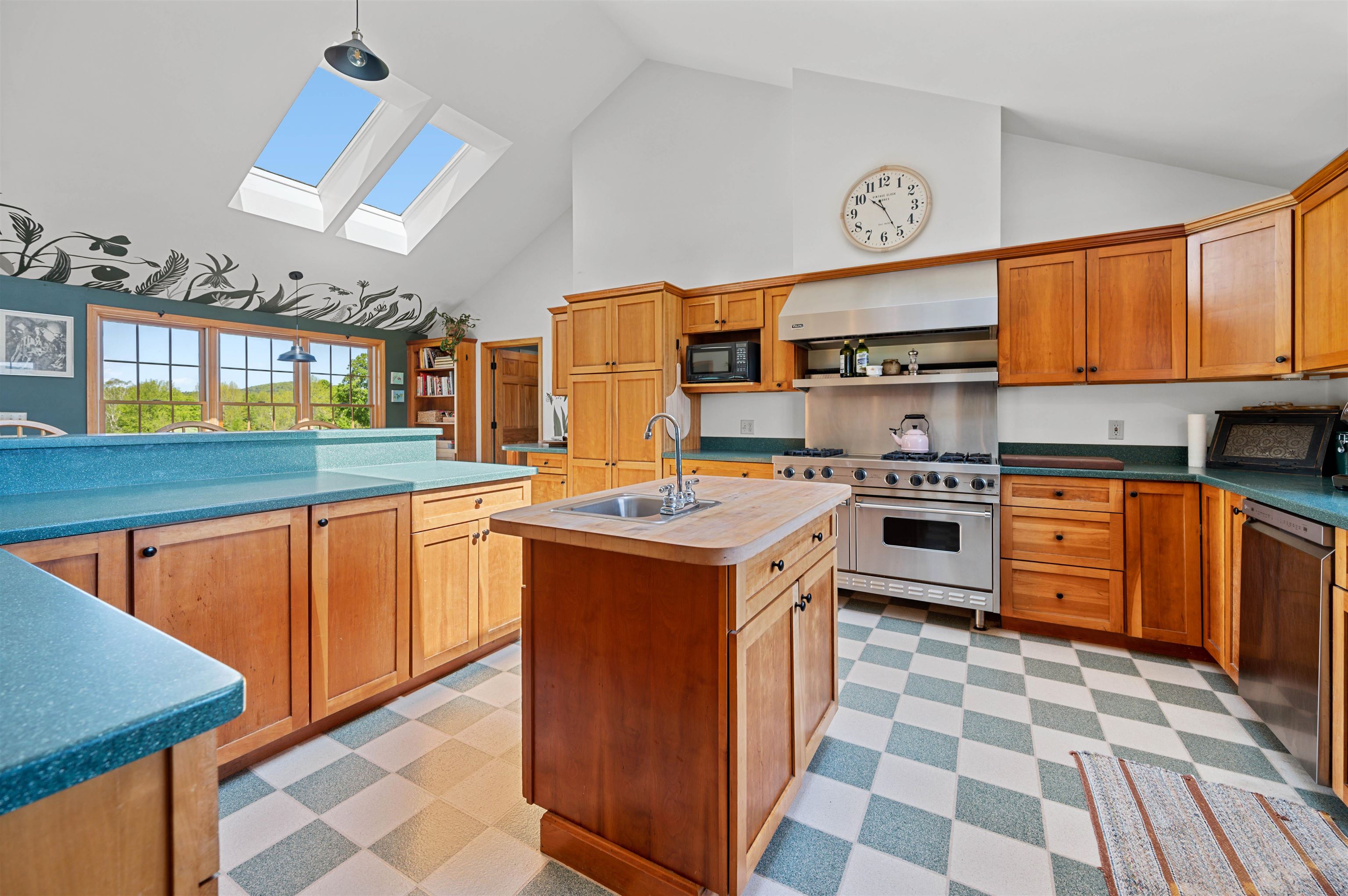 Homes for sale in Marshfield, VT | 338 Johnson Rd, Marshfield, VT 05658 | MLS# 5069413