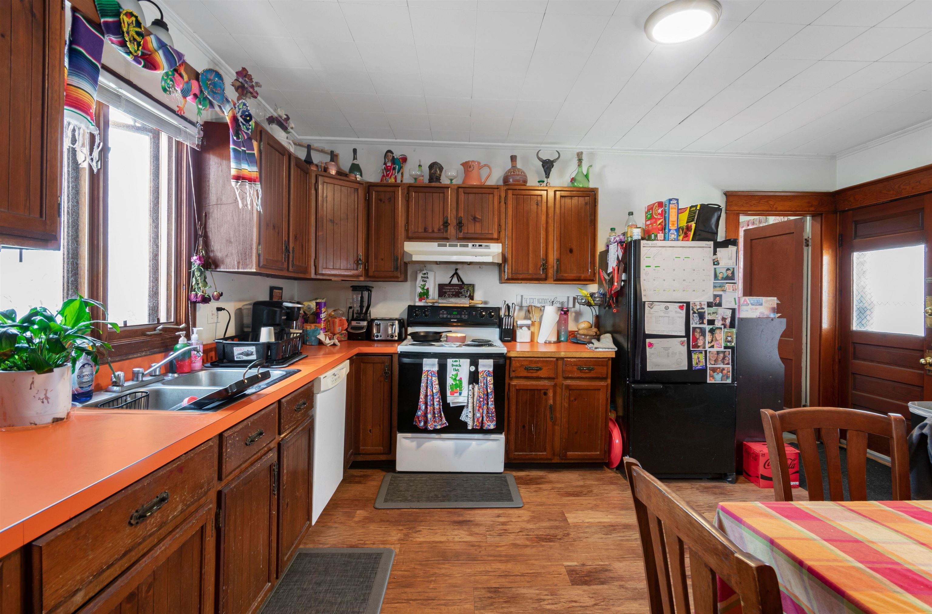 Homes for sale in Manchester, NH | 615 Clay St, Manchester, NH 03103 | MLS# 5069417