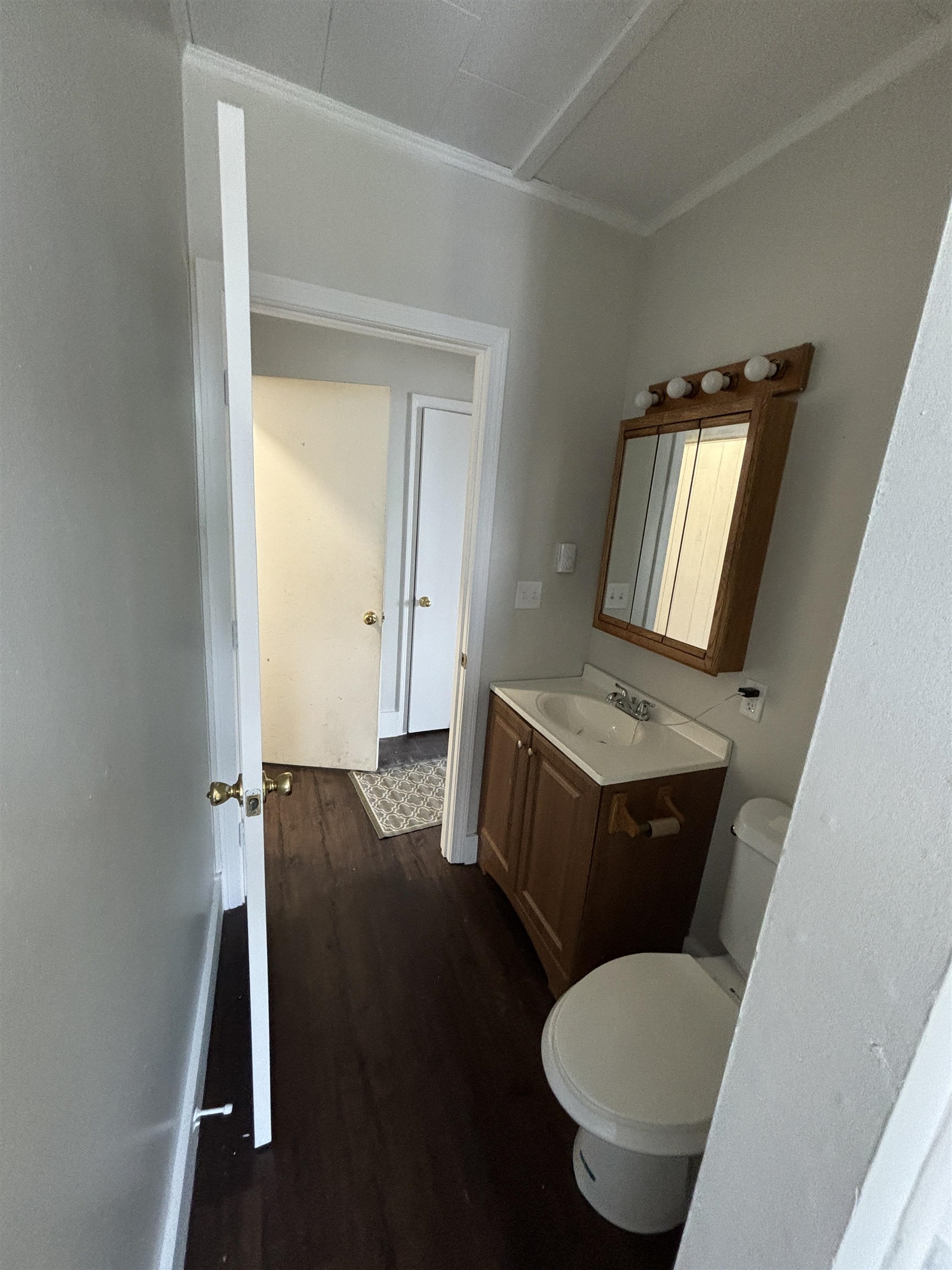 Homes for sale in Manchester, NH | 615 Clay St, Manchester, NH 03103 | MLS# 5069417