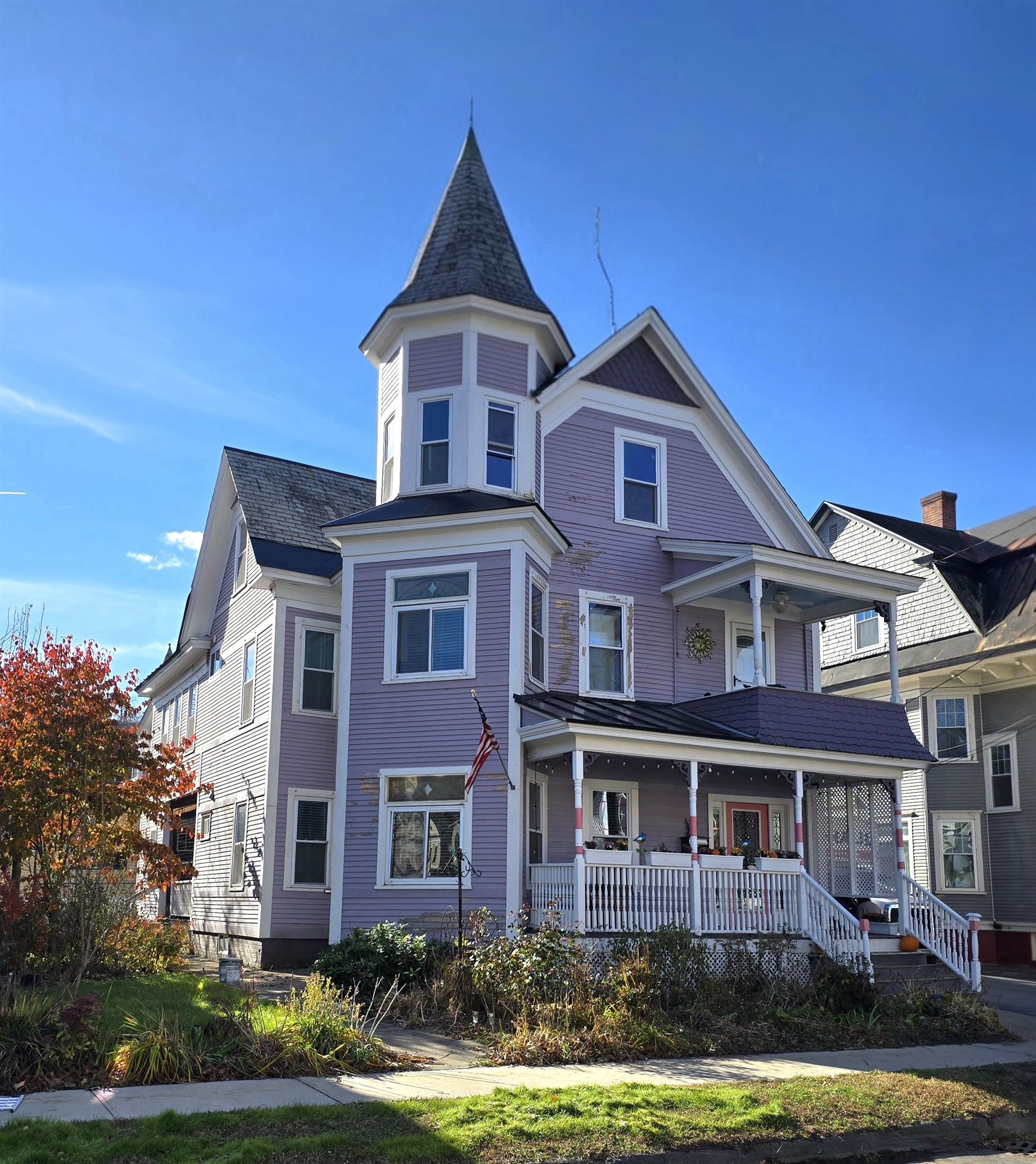 ROCKINGHAM VT Home for sale $$329,000 | $124 per sq.ft.