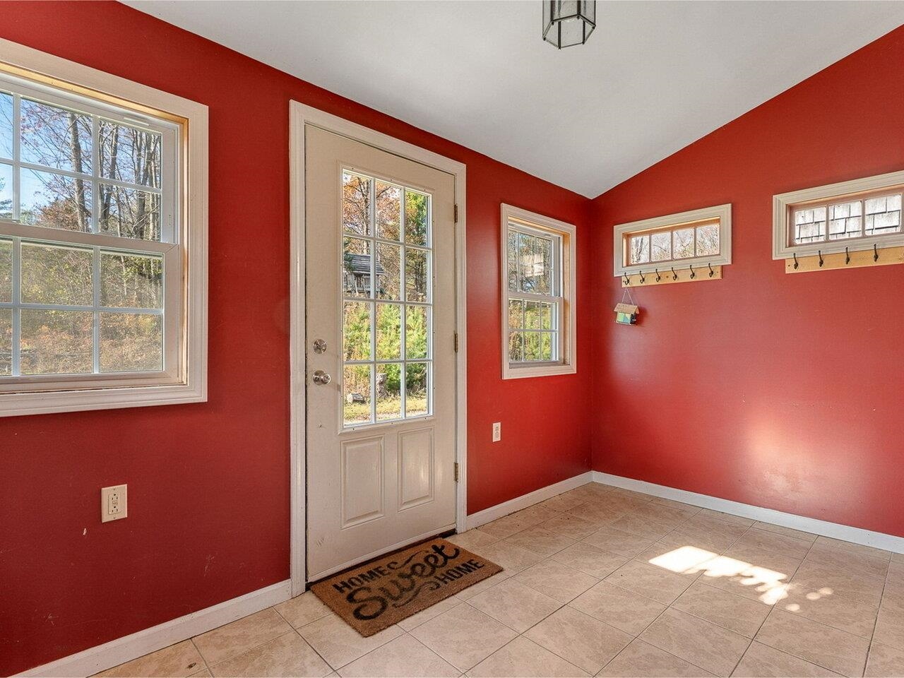 Homes for sale in New Haven, VT | 337 Dallinger Rd, New Haven, VT 05472 | MLS# 5069445