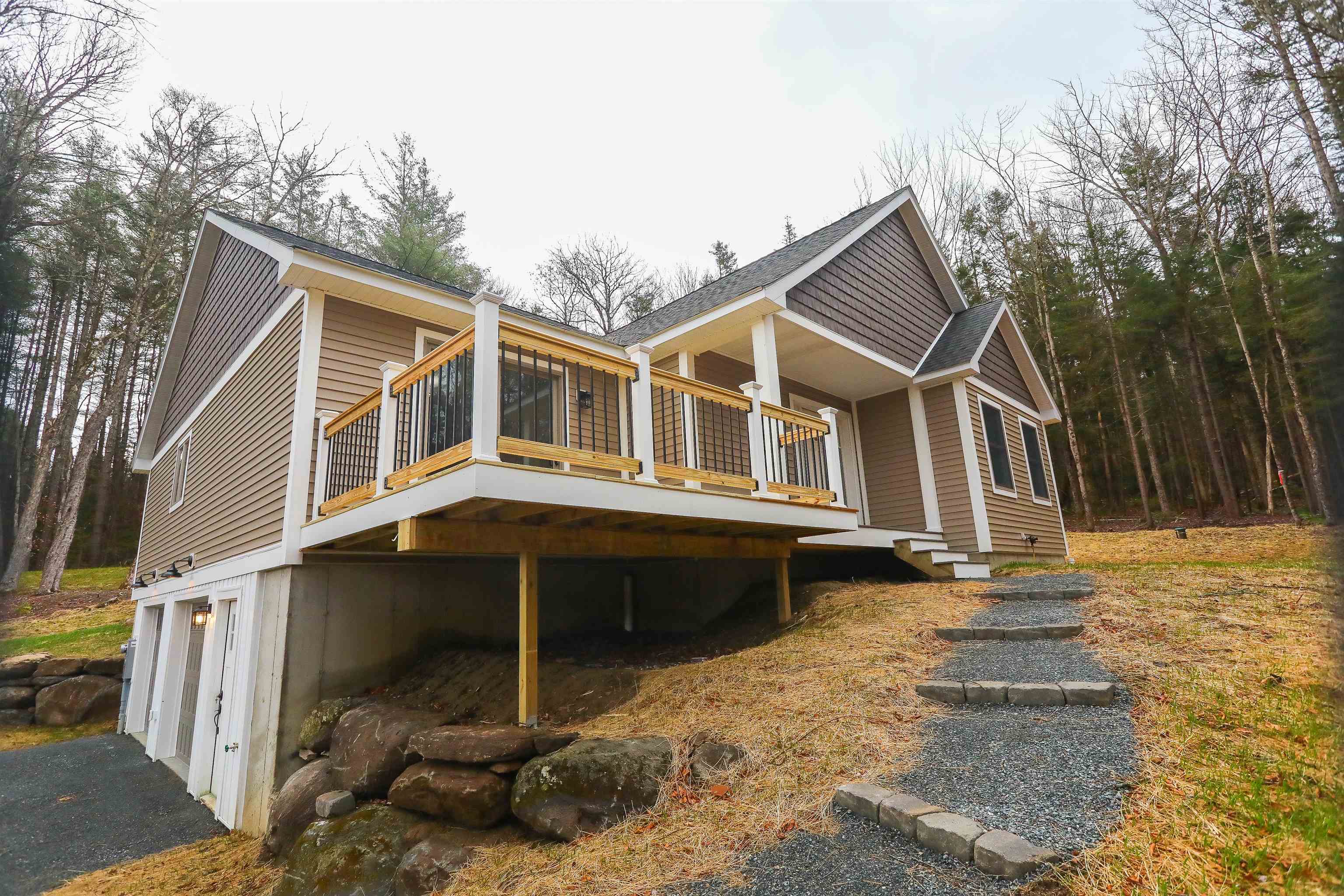 Homes for sale in Wilmington, VT | 555 Vt Route 9, Wilmington, VT 05363 | MLS# 5069461