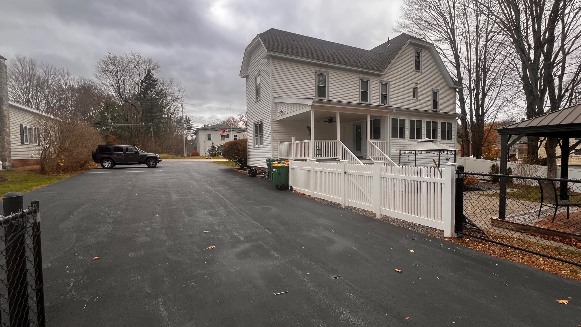 Homes for sale in Fremont, NH | 292 Main St, Fremont, NH 03044 | MLS# 5069469