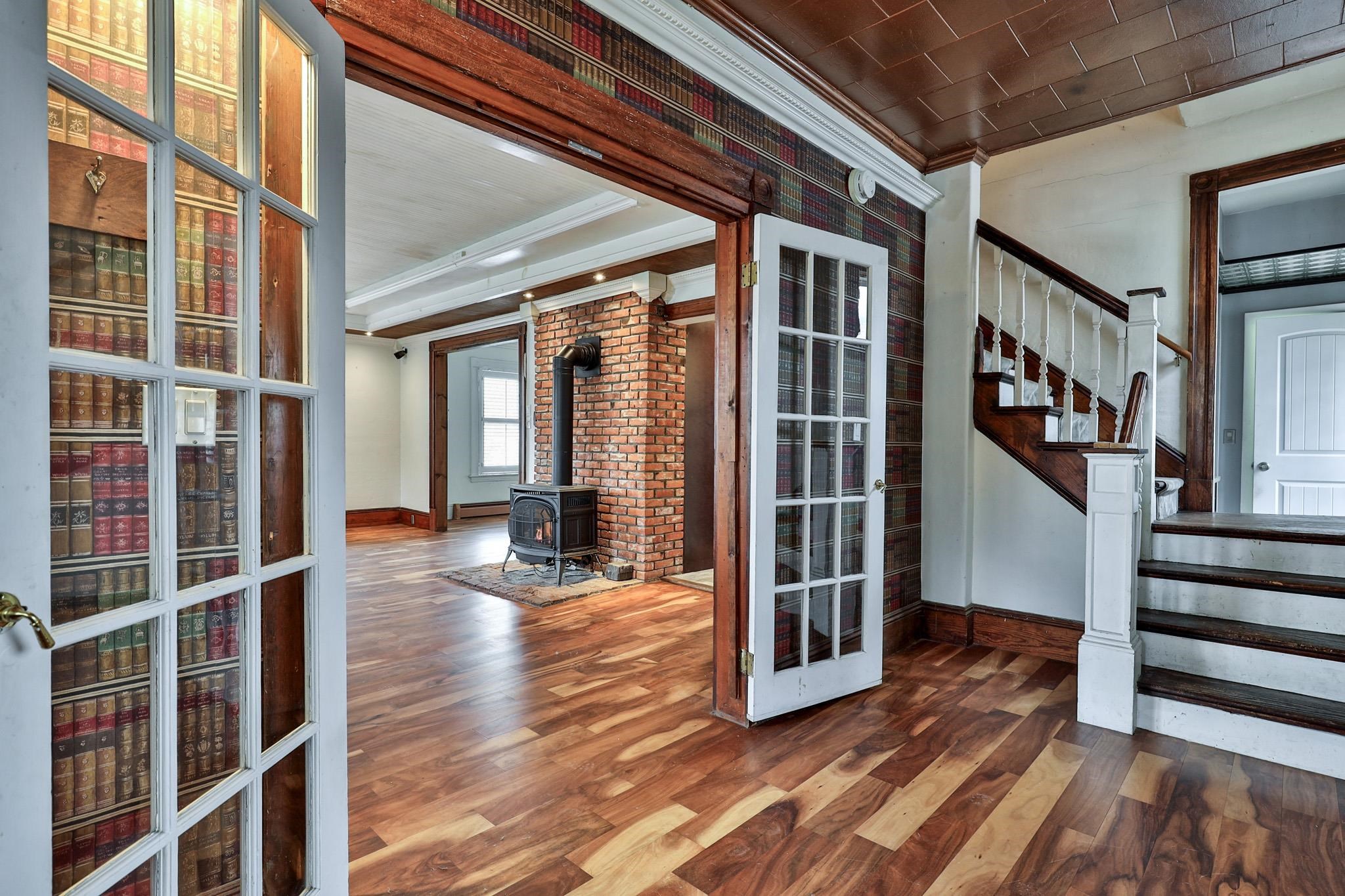 Homes for sale in Rochester, VT | 109 Park Row, Rochester, VT 05767 | MLS# 5069503