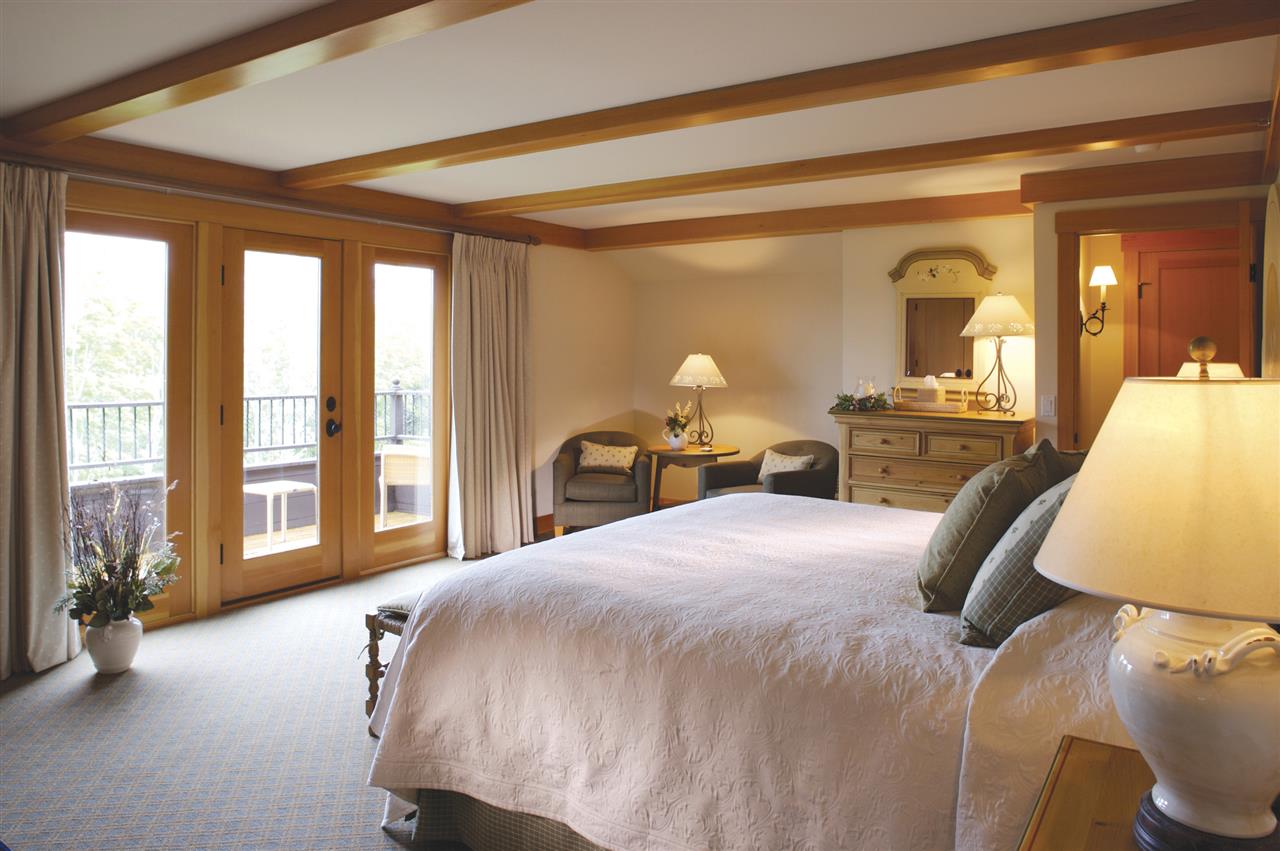 Homes for sale in Stowe, VT | 580 Villa Dr #17 -G6 & 34, Stowe, VT 05672 | MLS# 5069522