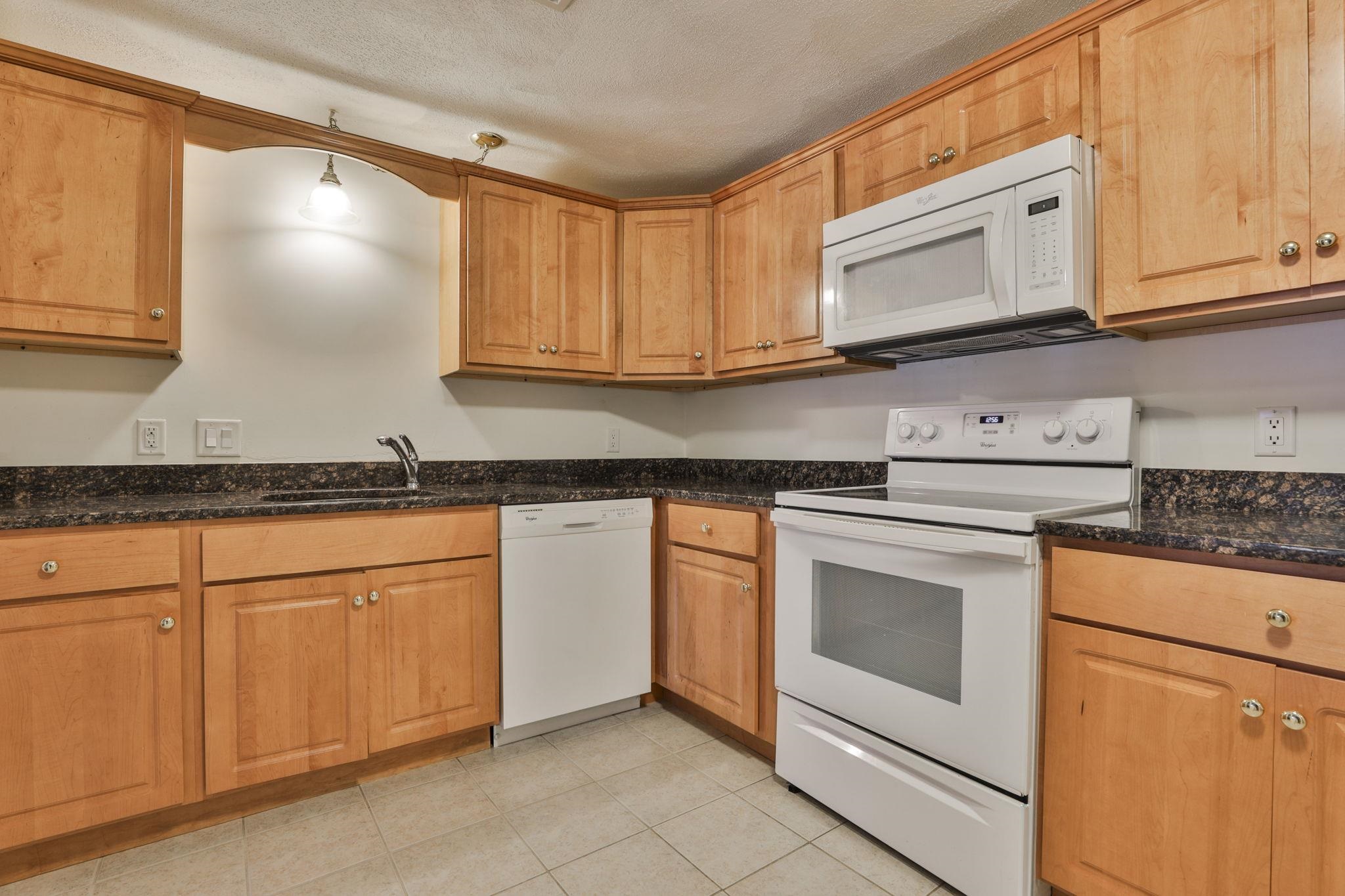 MLS 5069529: 4 Heritage Village Drive-Unit 211, Nashua NH