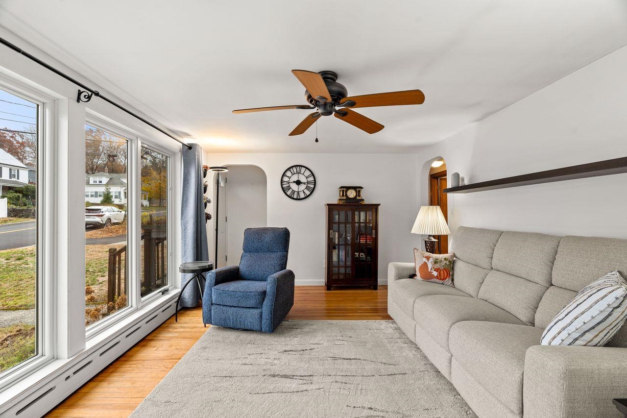 Homes for sale in Nashua, NH | 27 Fifield St, Nashua, NH 03060 | MLS# 5069549