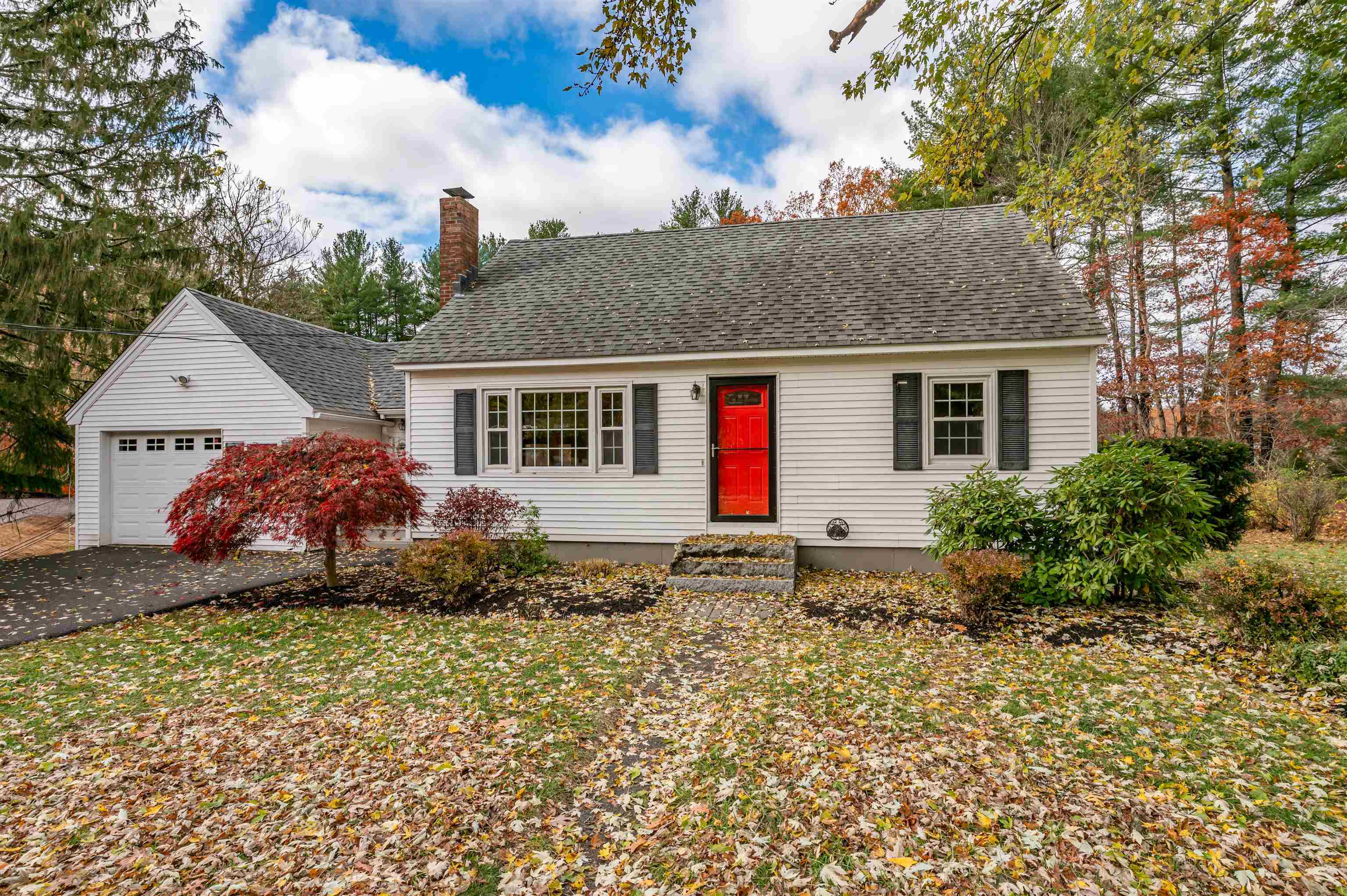 MLS 5069574: 12 Louise Drive, Litchfield NH