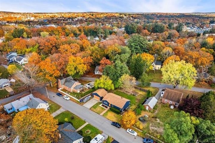 Homes for sale in Manchester, NH | 122 Patterson St, Manchester, NH 03102 | MLS# 5069609