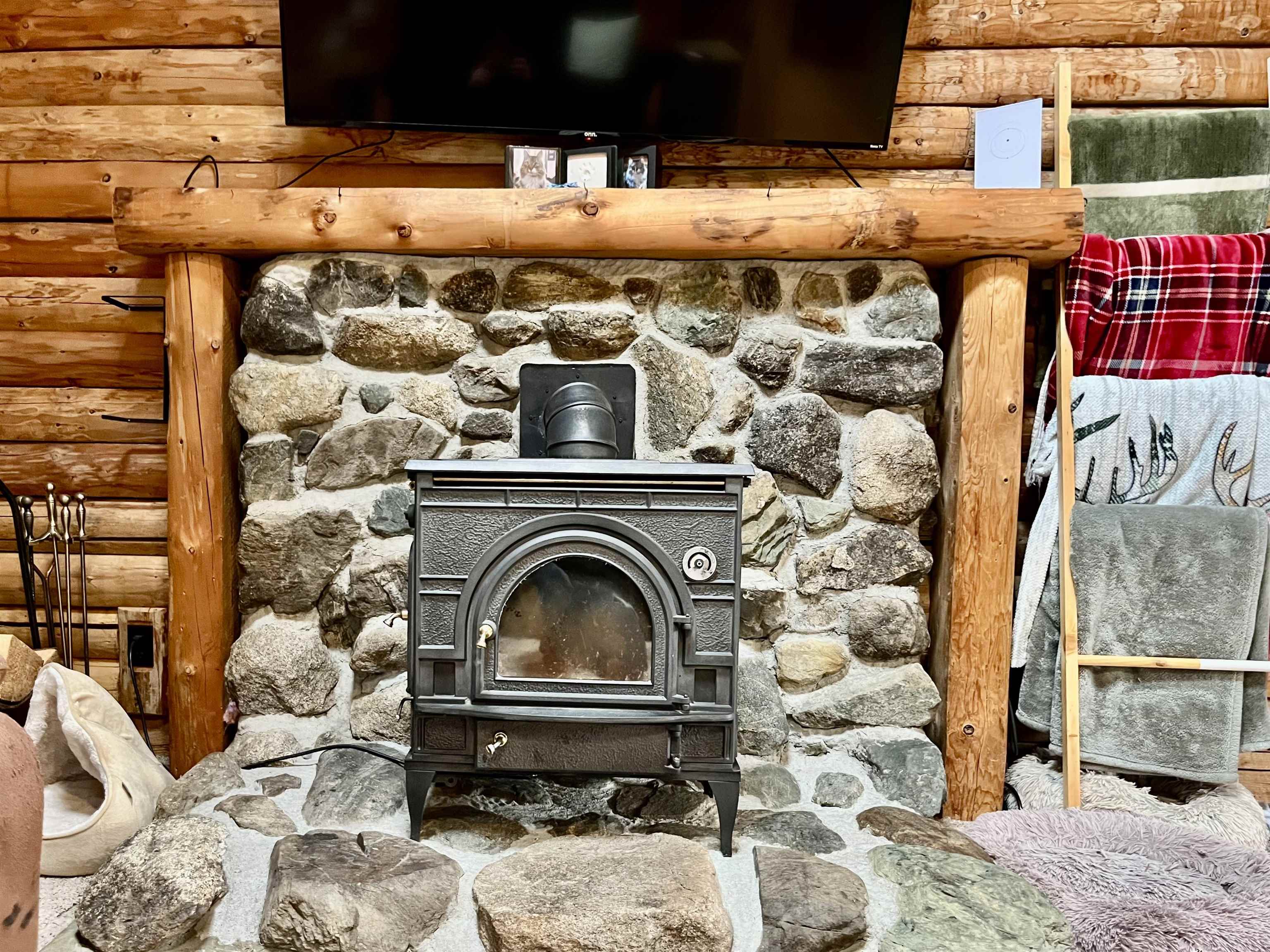 Homes for sale in Milan, NH | 11 Owens Rd, Milan, NH 03588 | MLS# 5069654