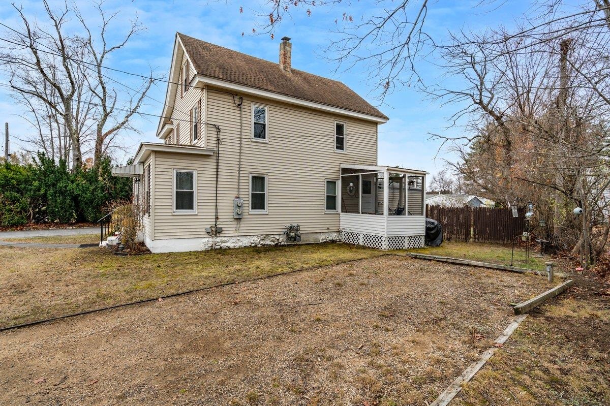 Homes for sale in Goffstown, NH | 16 Larch St, Goffstown, NH 03102 | MLS# 5069693