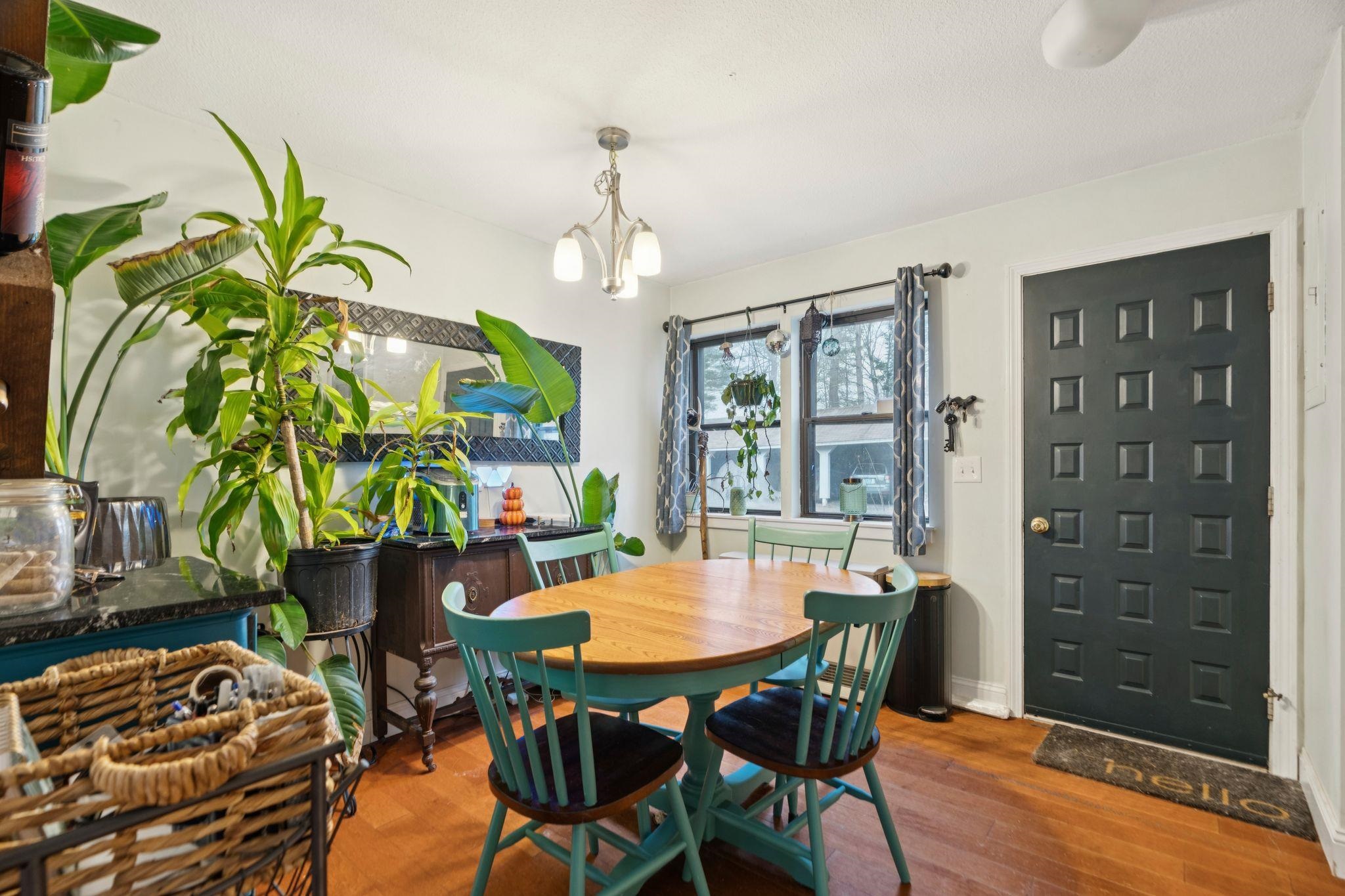 Homes for sale in Hartford, VT | 86 Woodhaven Dr, Hartford, VT 05001 | MLS# 5069707