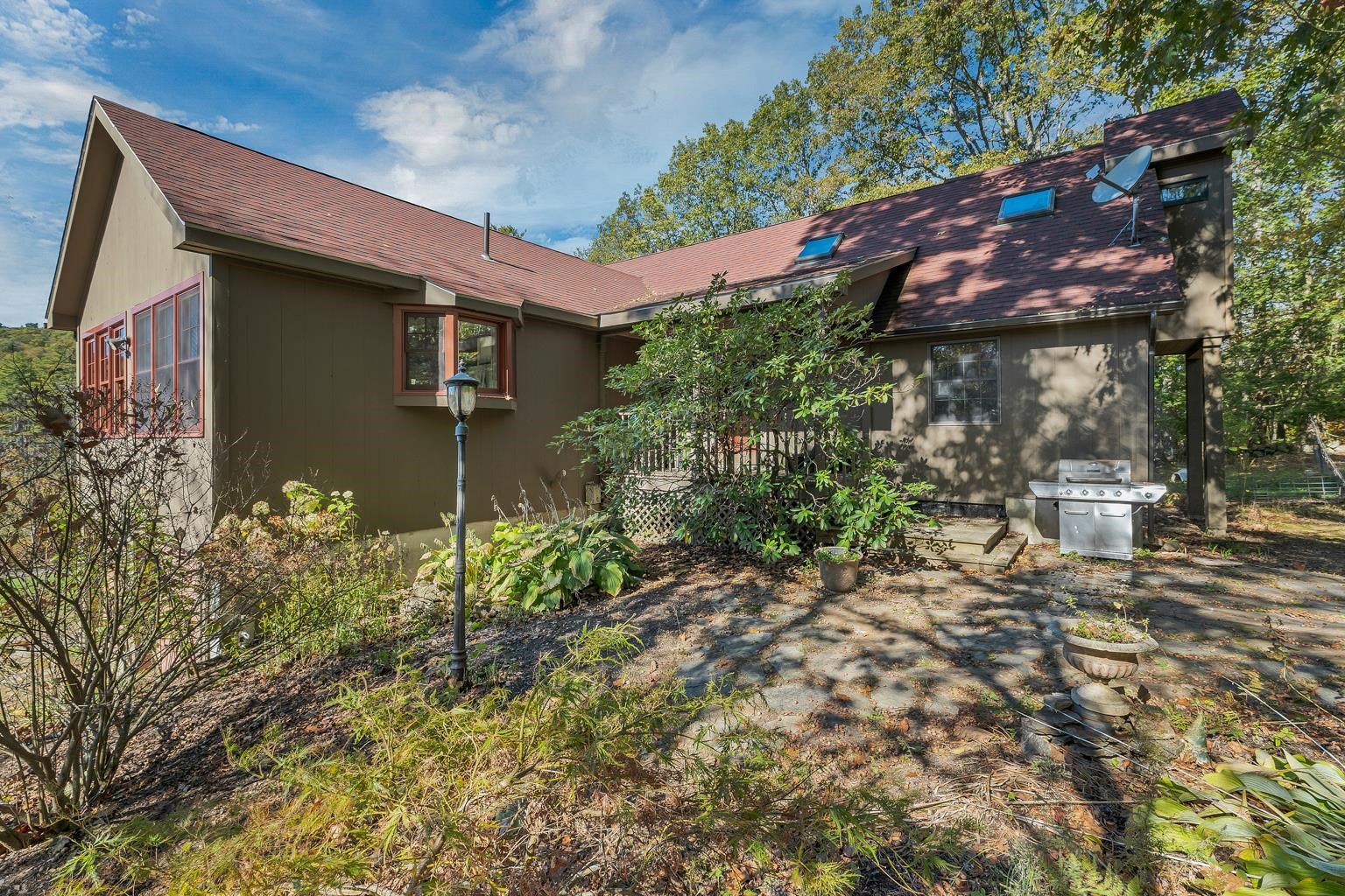 Homes for sale in Chesterfield, NH | 484 Old Swanzey Rd, Chesterfield, NH 03462 | MLS# 5069723