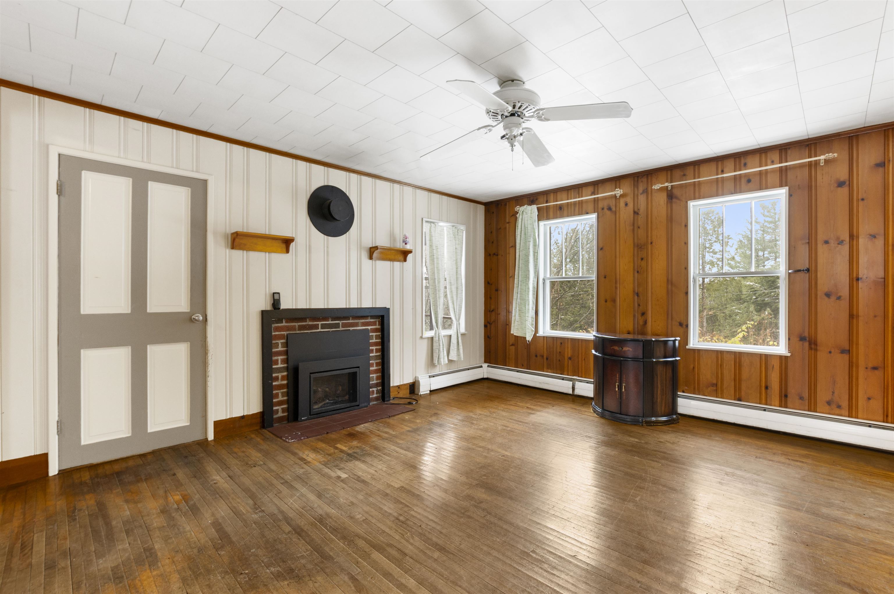 Homes for sale in Barton, VT | 218 Breezy Hill Rd, Barton, VT 05822 | MLS# 5069735