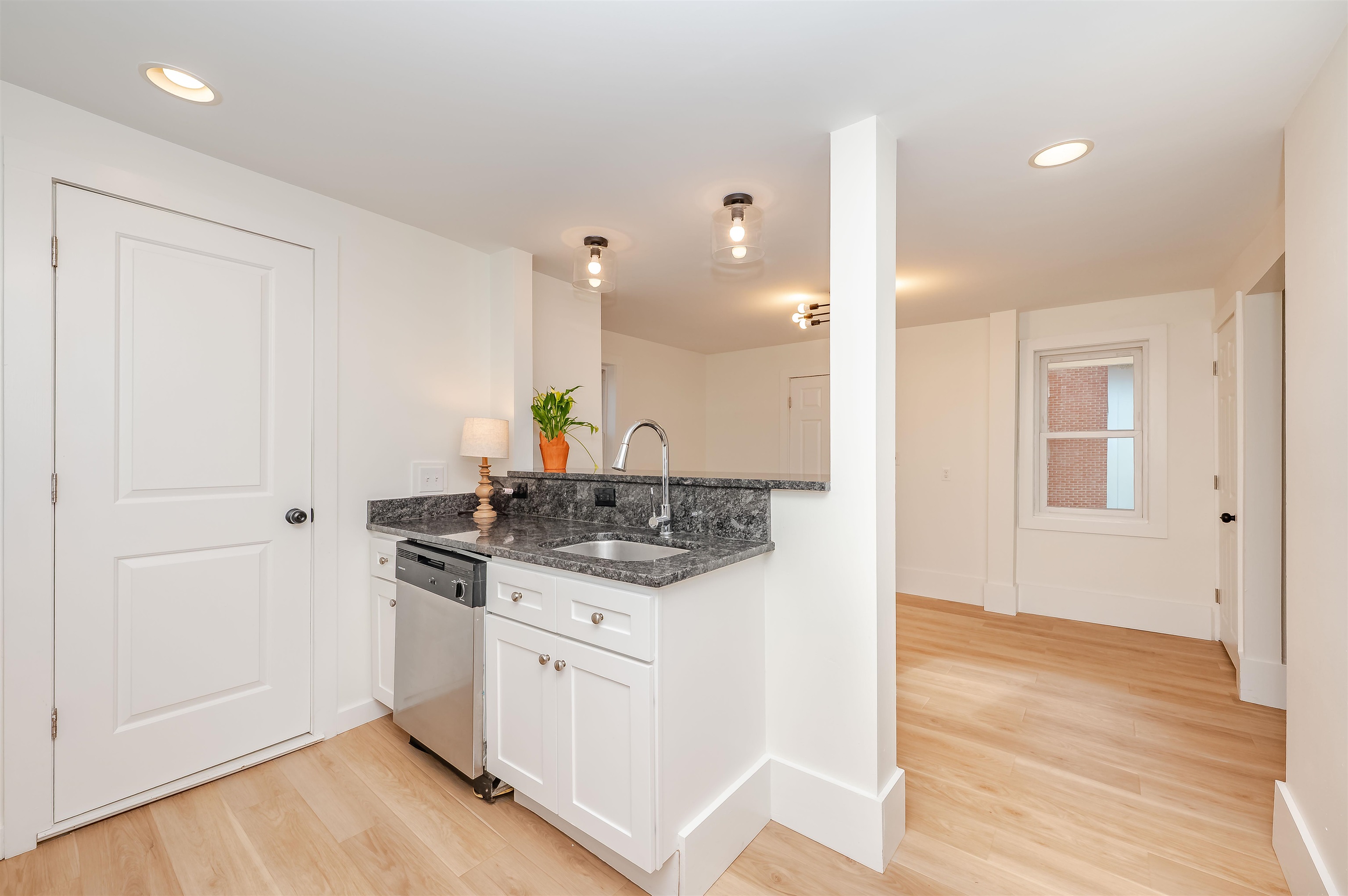 Homes for sale in Dover, NH | 36 Court St, Dover, NH 03820 | MLS# 5069784