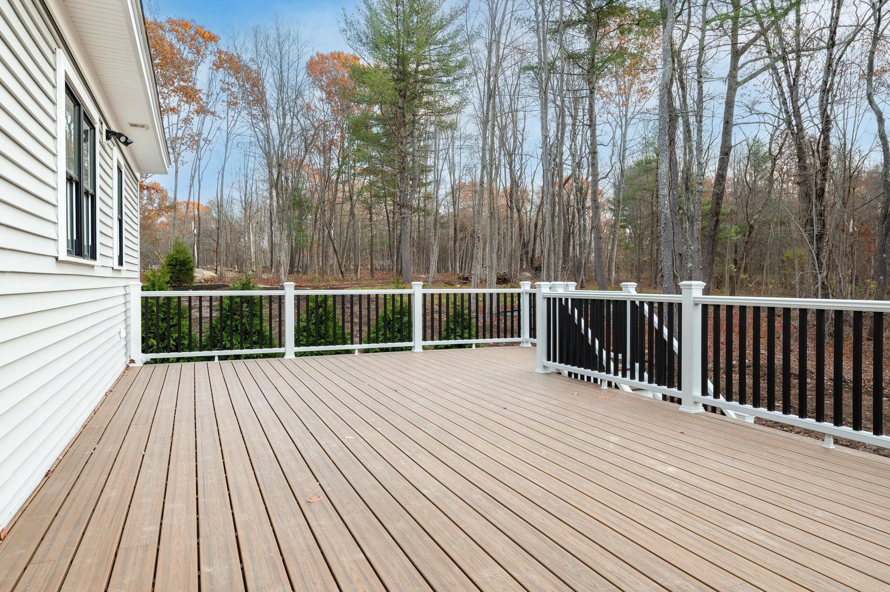 Homes for sale in Greenland, NH | 141 Dearborn Rd, Greenland, NH 03840 | MLS# 5069835