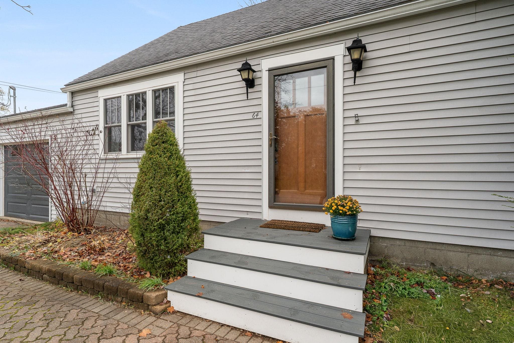 Homes for sale in Burlington, VT | 64 Moore Dr, Burlington, VT 05408 | MLS# 5069907