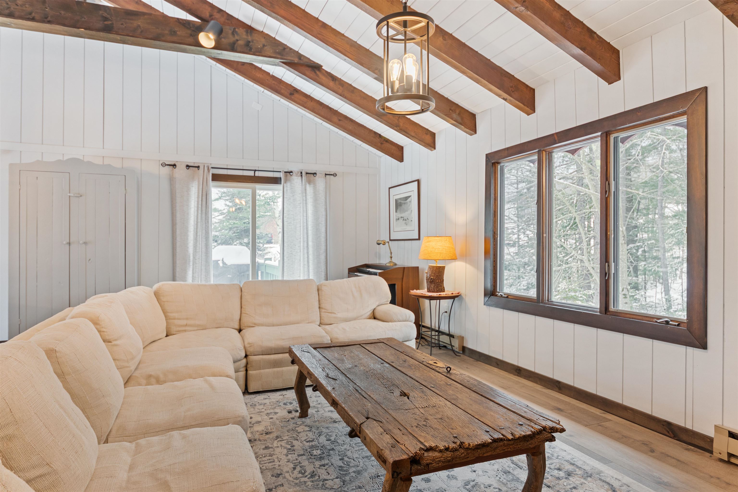 Homes for sale in Dover, VT | 261 Handle Rd, Dover, VT 05356 | MLS# 5070023