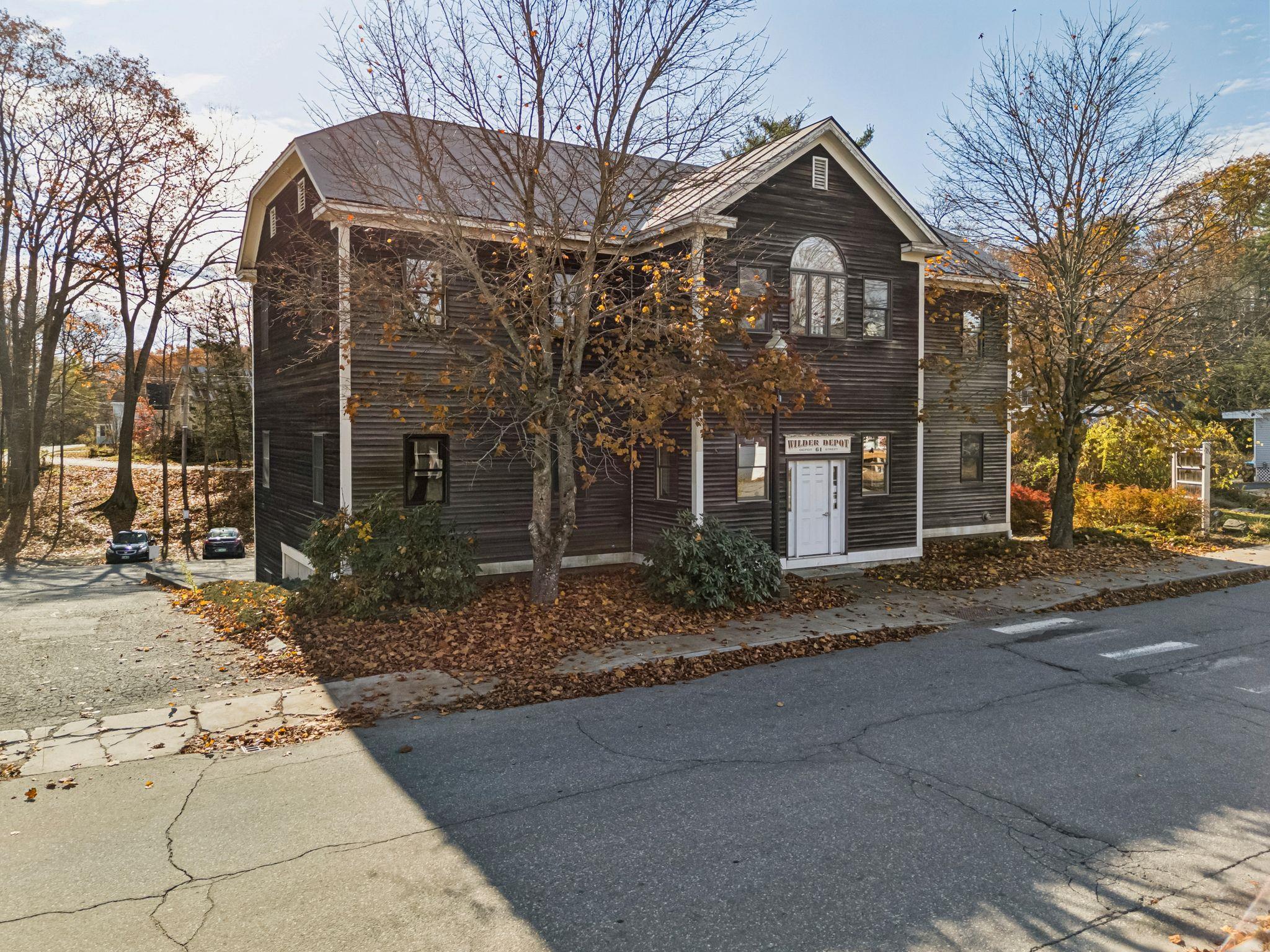 HARTFORD VT Commercial Property for sale $$665,000 | $96 per sq.ft.