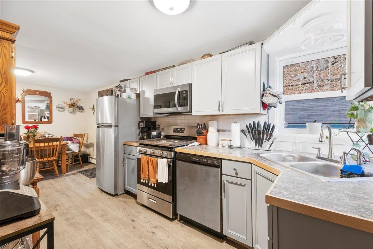 Homes for sale in Woodford, VT | 905 Vt Route 9, Woodford, VT 05201 | MLS# 5070144