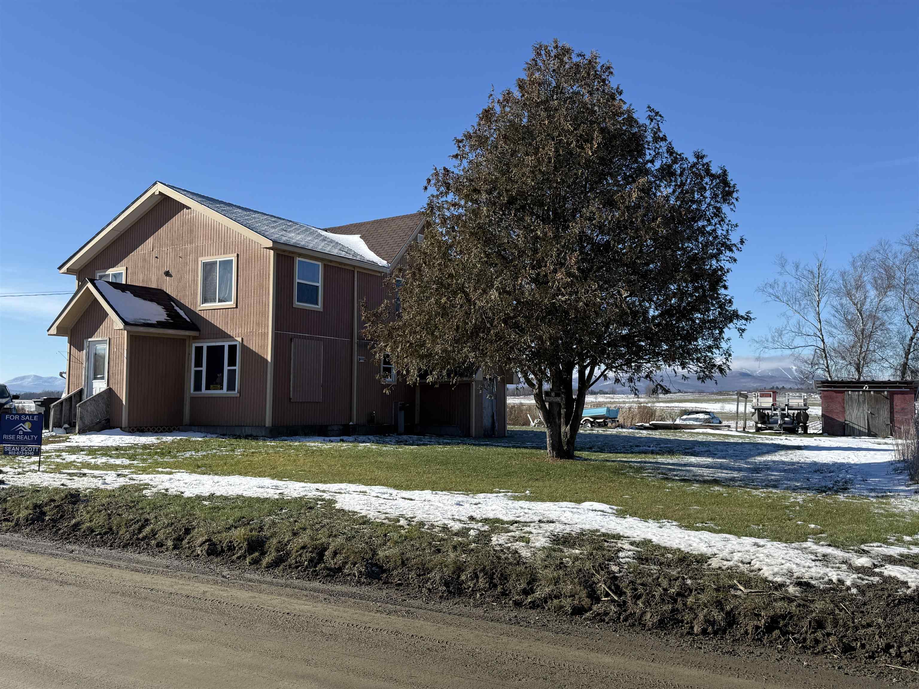 Homes for sale in Newport Town, VT | 290 Tetreault Rd, Newport Town, VT 05860 | MLS# 5070191