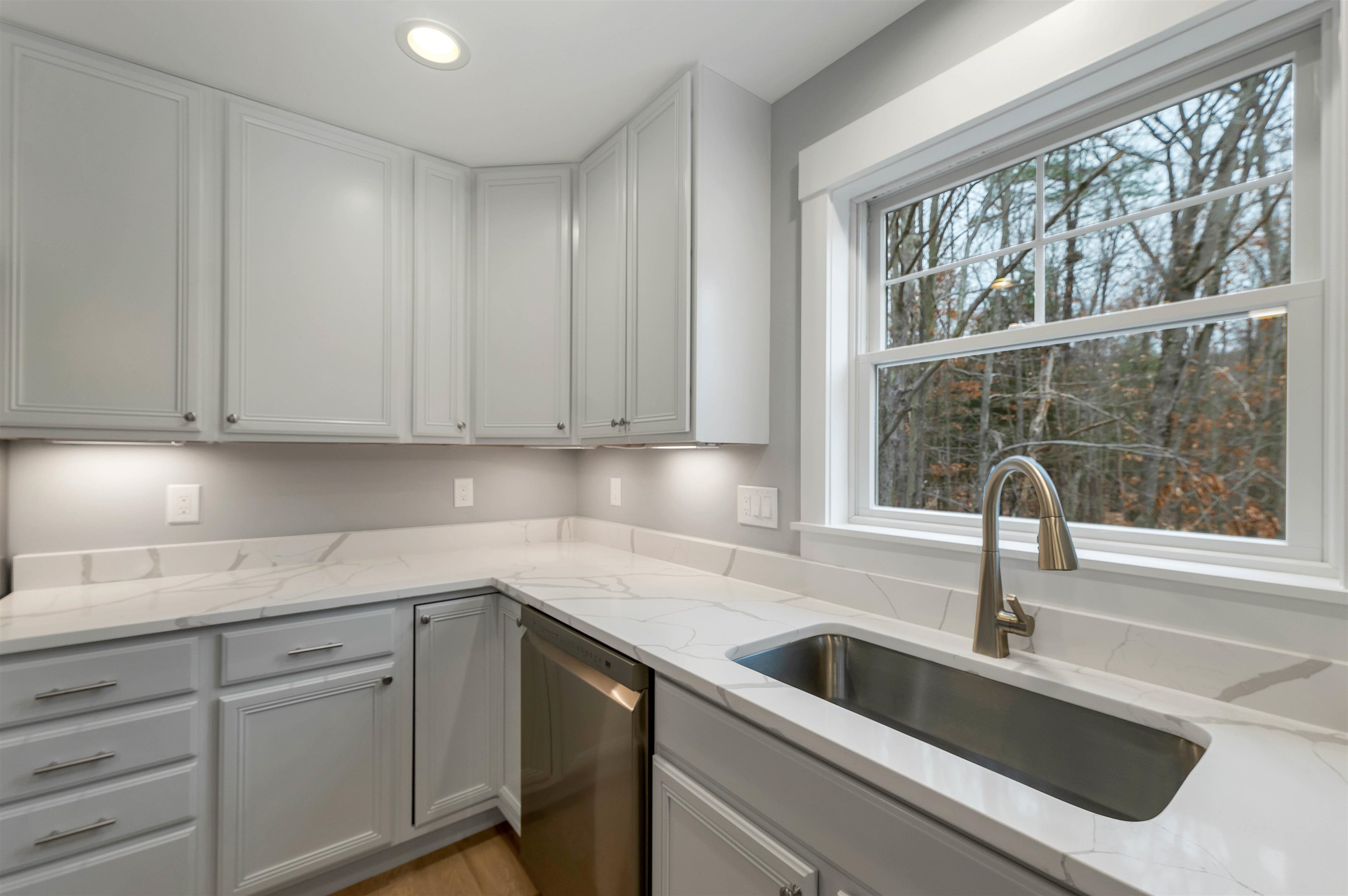 Homes for sale in Alton, NH | 654 Alton Mountain Rd, Alton, NH 03810 | MLS# 5070193