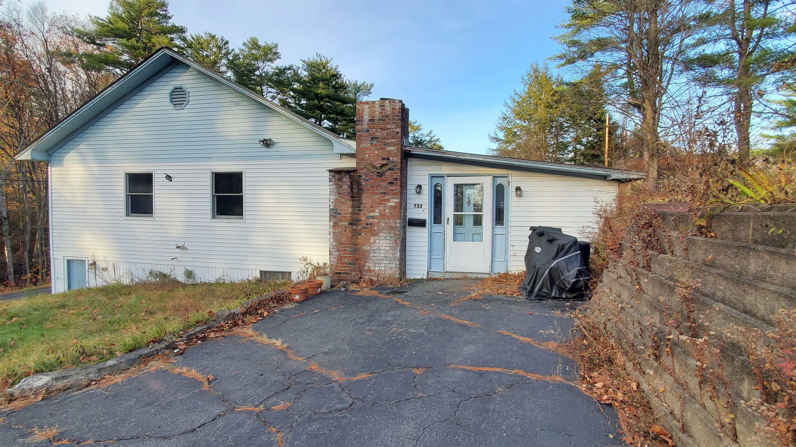HARTFORD VT Home for sale $$290,000 | $189 per sq.ft.
